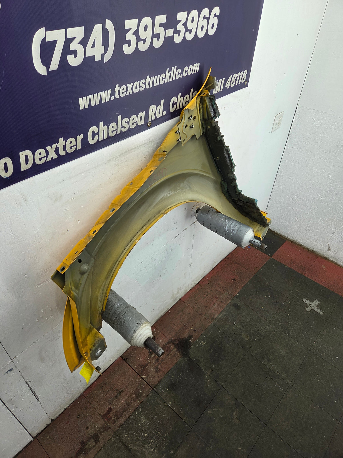 2011-2016 Ford Super Duty F250 F350 RH Passenger Side Front Fender