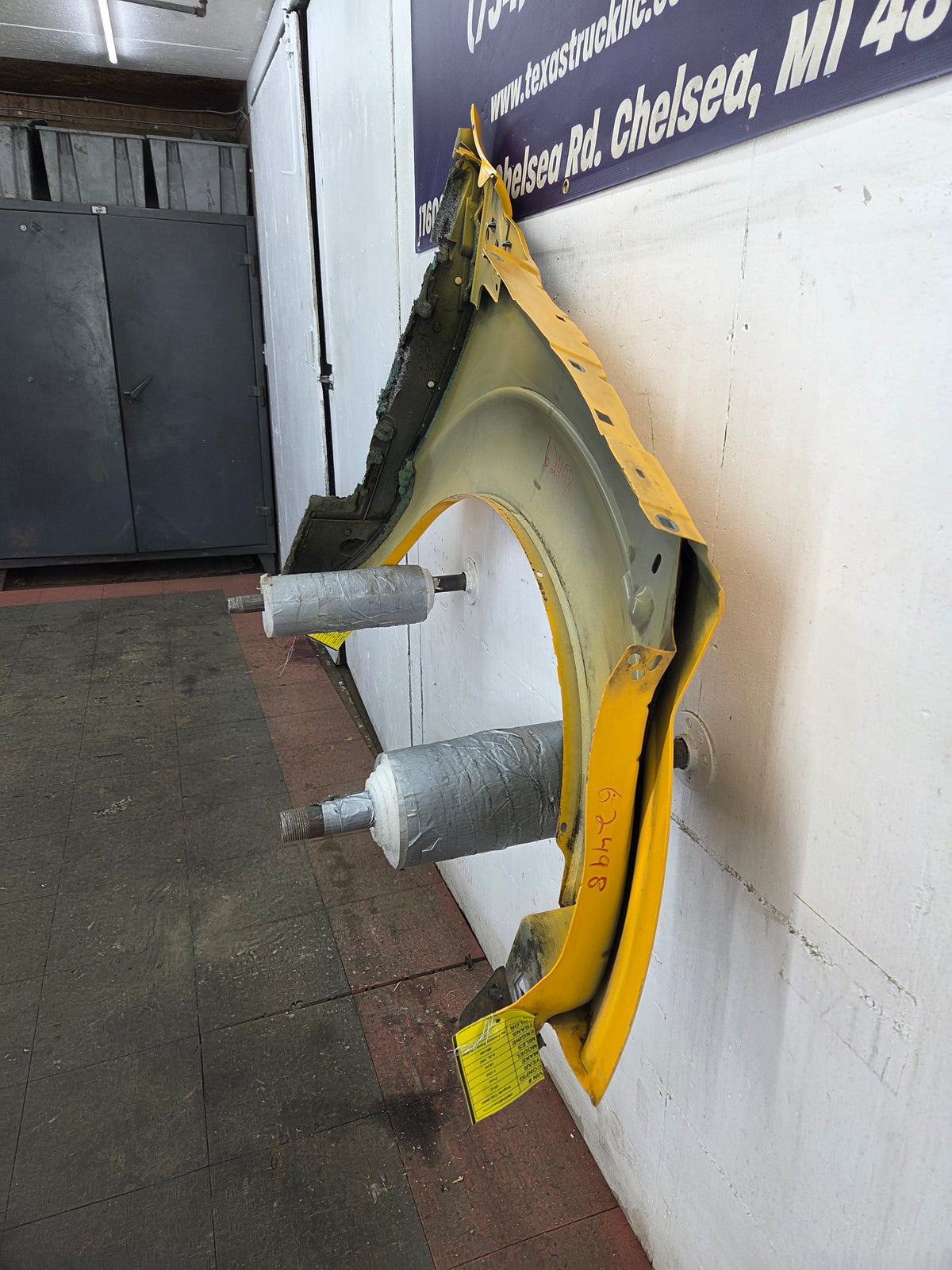 2011-2016 Ford Super Duty F250 F350 LH Driver Side Front Fender