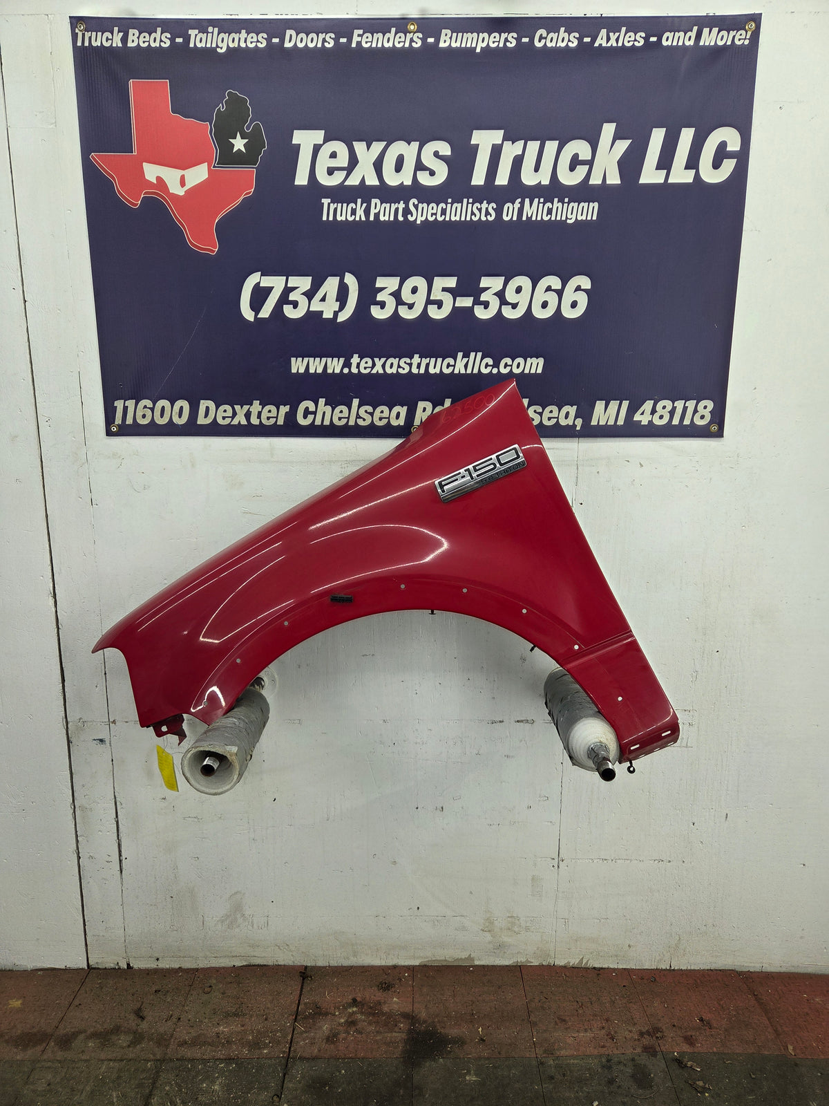 2004-2008 Ford F150 LH Driver Side Front Fender - With Molding