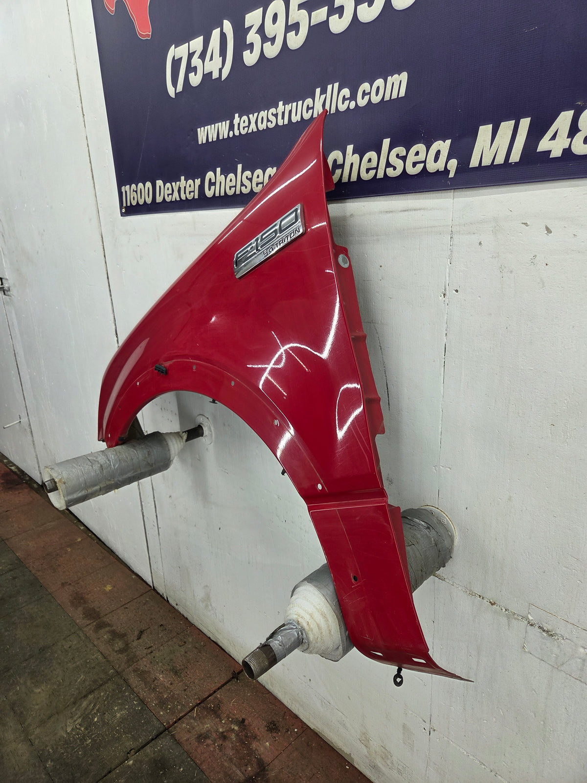 2004-2008 Ford F150 LH Driver Side Front Fender - With Molding