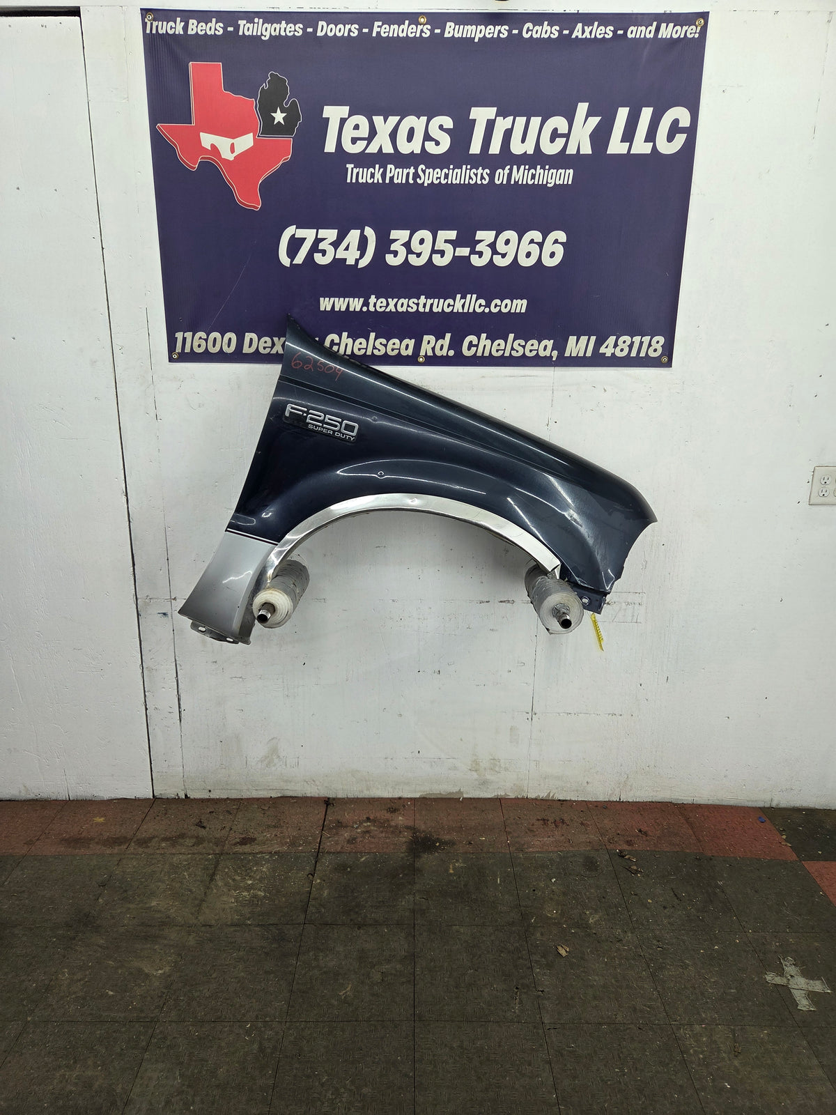 1999-2007 Ford Super Duty RH Passenger Side Front Fender F250 F350 F450 F550 Excursion