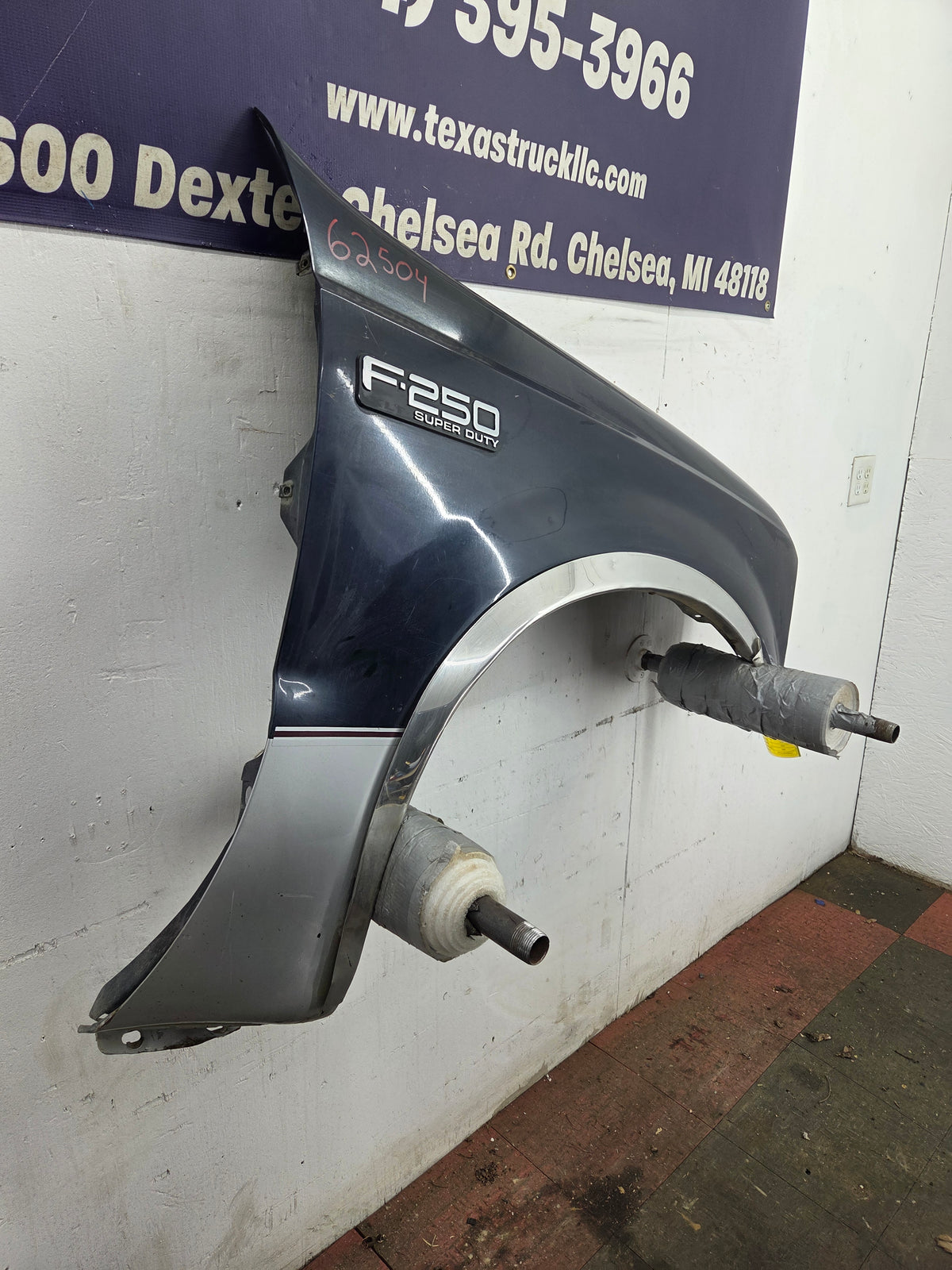 1999-2007 Ford Super Duty RH Passenger Side Front Fender F250 F350 F450 F550 Excursion