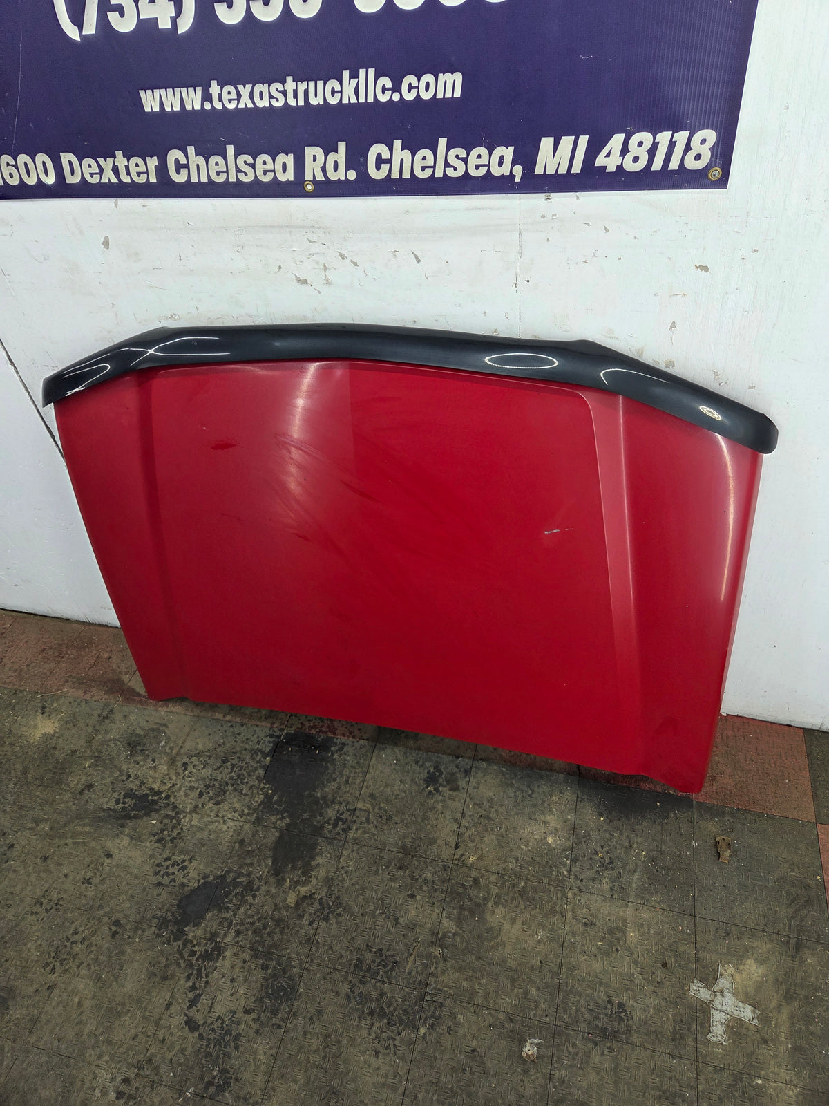 2003-2006 Chevrolet Silverado 1500 2500 'Cateye' Hood