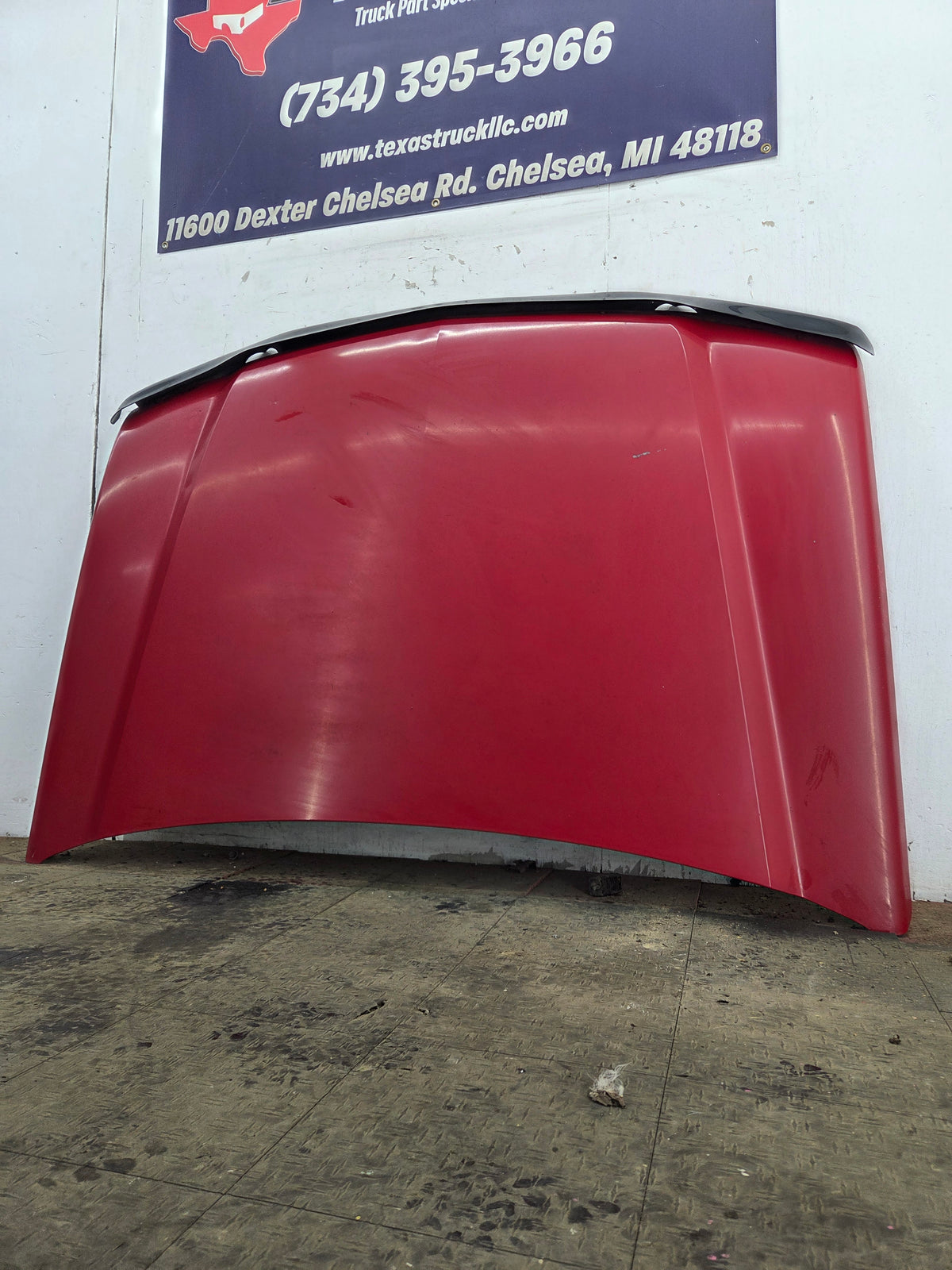 2003-2006 Chevrolet Silverado 1500 2500 'Cateye' Hood