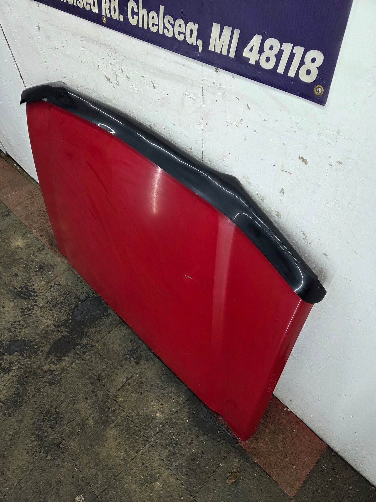 2003-2006 Chevrolet Silverado 1500 2500 'Cateye' Hood