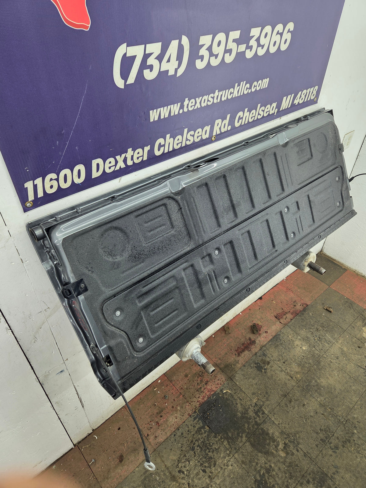 2023-2025 Ford F250 F350 F450 F550 Super Duty Tailgate