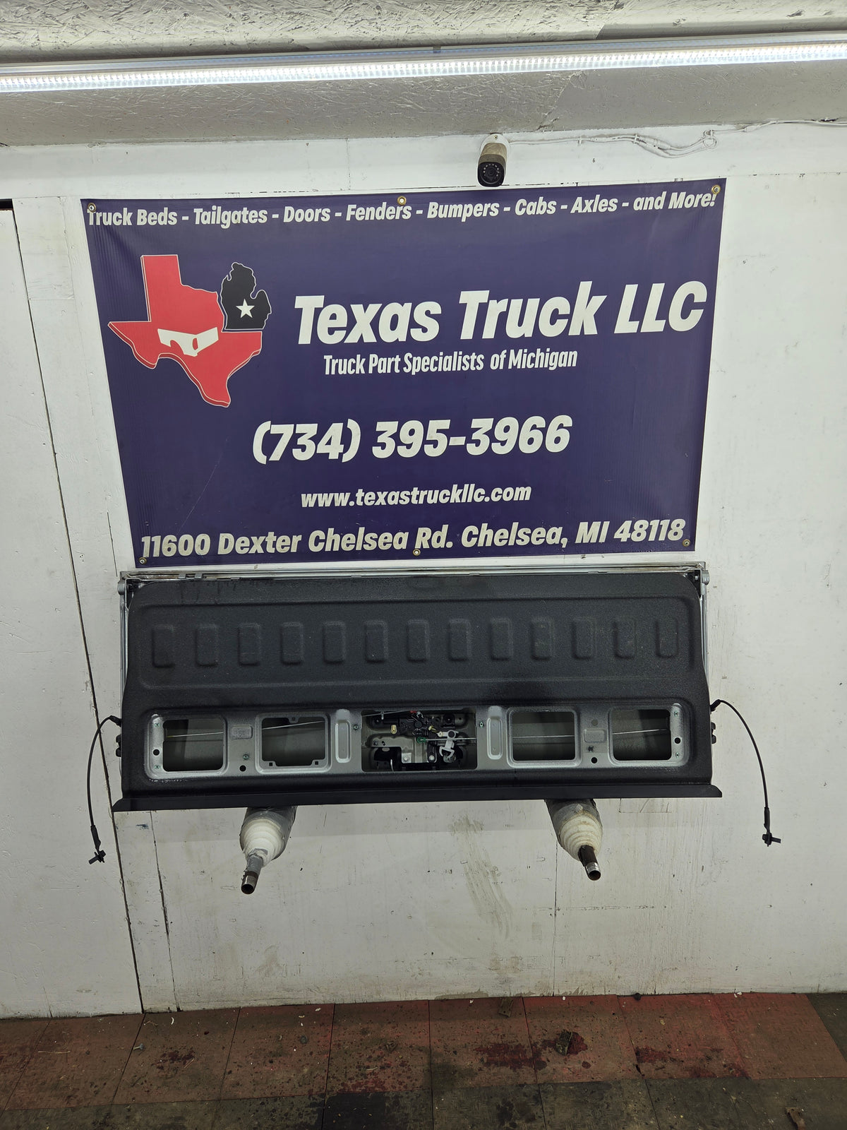 2019-2026 Chevrolet Silverado 2500 3500 Truck Tailgate