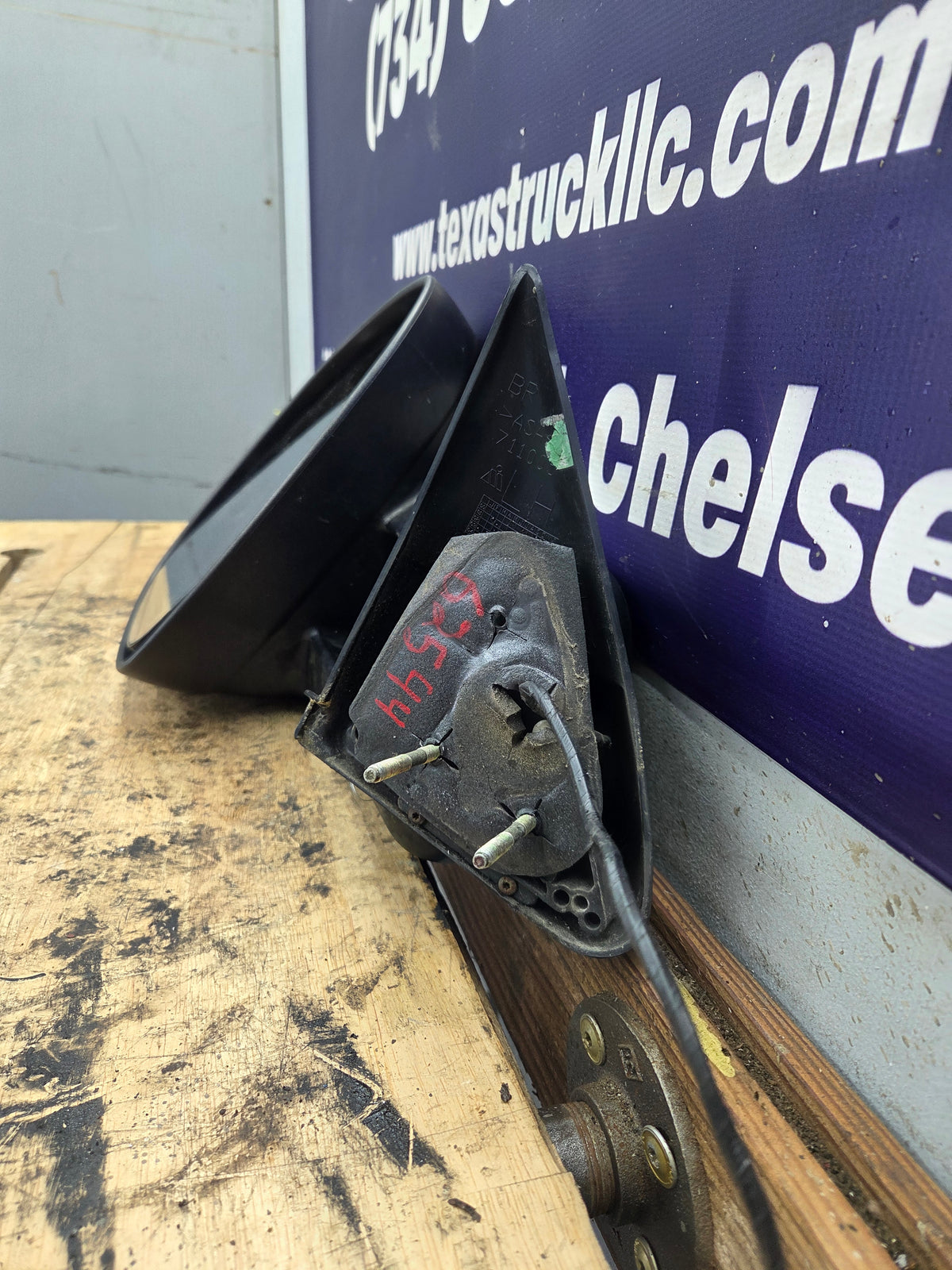 1988-2000 Chevrolet GMC C/K Series LH Driver Side Mirror
