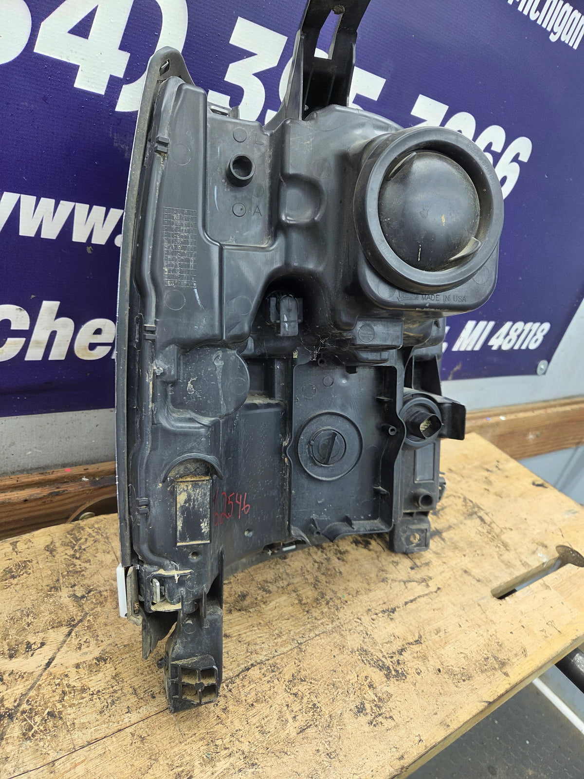 2016-2019 Chevrolet Silverado 1500 Driver Side Left Hand Headlight Bucket Assembly 84388723