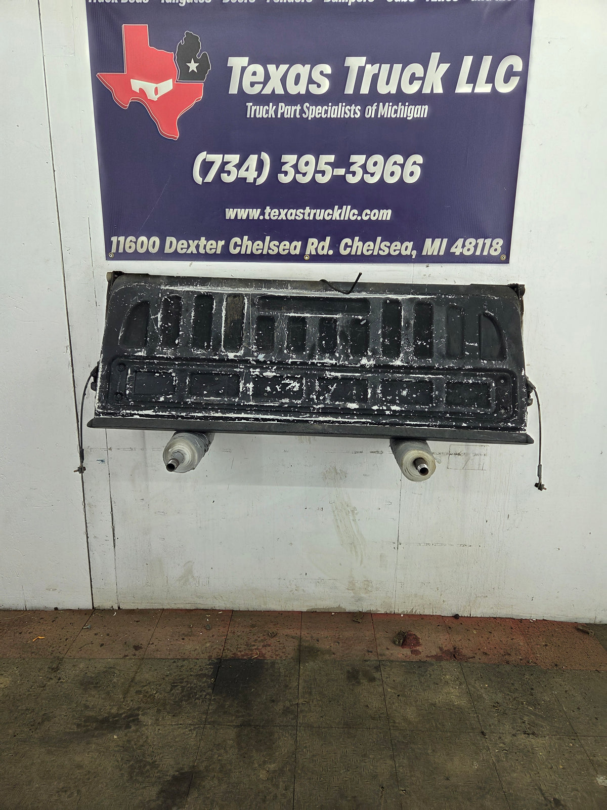 2014-2019 Chevrolet Silverado / GMC Sierra 1500 2500 3500 HD Tailgate