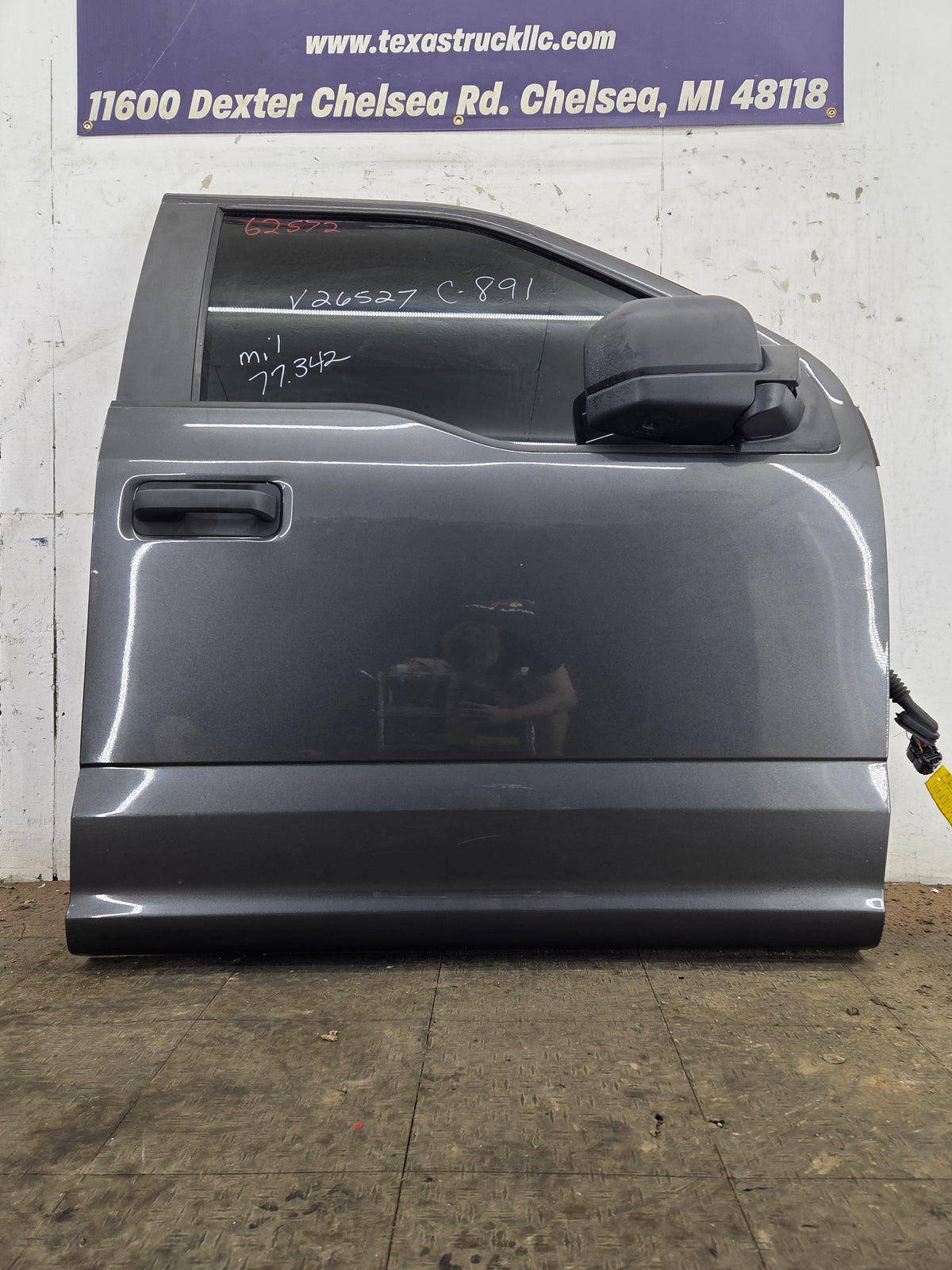 2015-2022 Ford F150 / Super Duty Passenger Side Front Door RH F250 F350 F450 F550