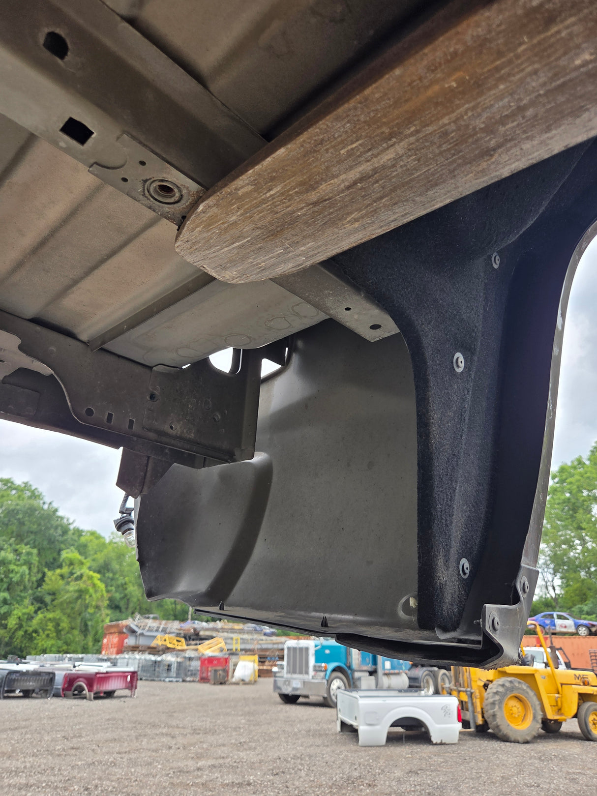 2014-2019 Chevrolet Silverado 1500 2500 3500 HD 6' 6" Short Bed *Damage