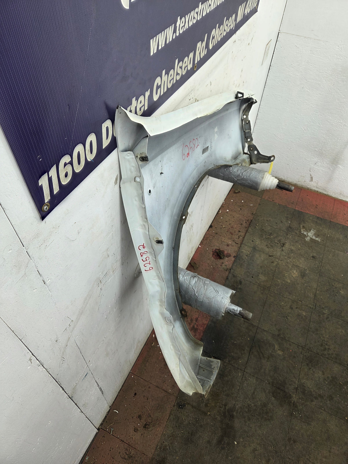 1999-2007 Ford Super Duty LH Driver Side Front Fender F250 F350 F450 F550 Excursion