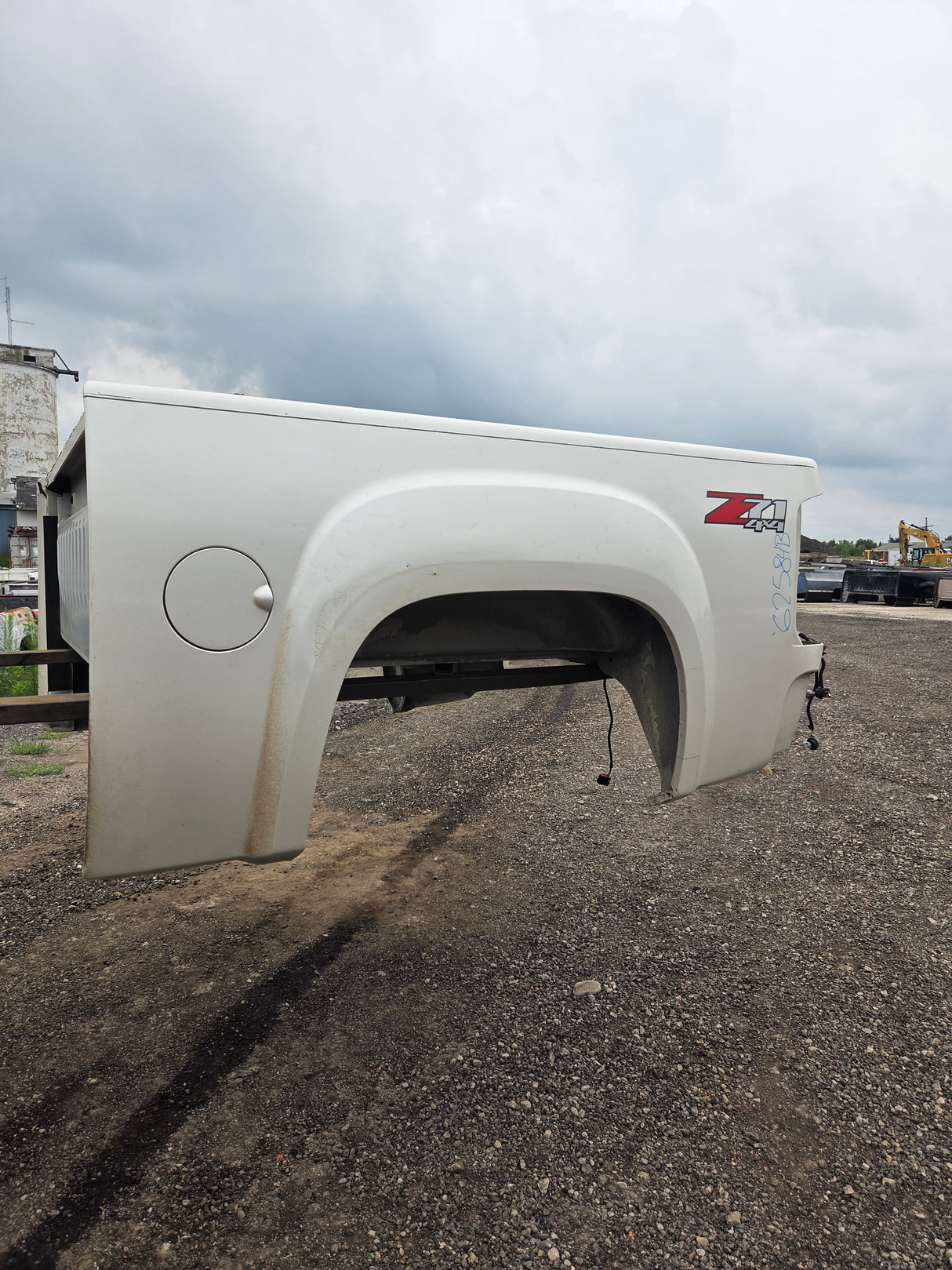 2007-2013 GMC Sierra 1500 5' 8" Short Truck Bed