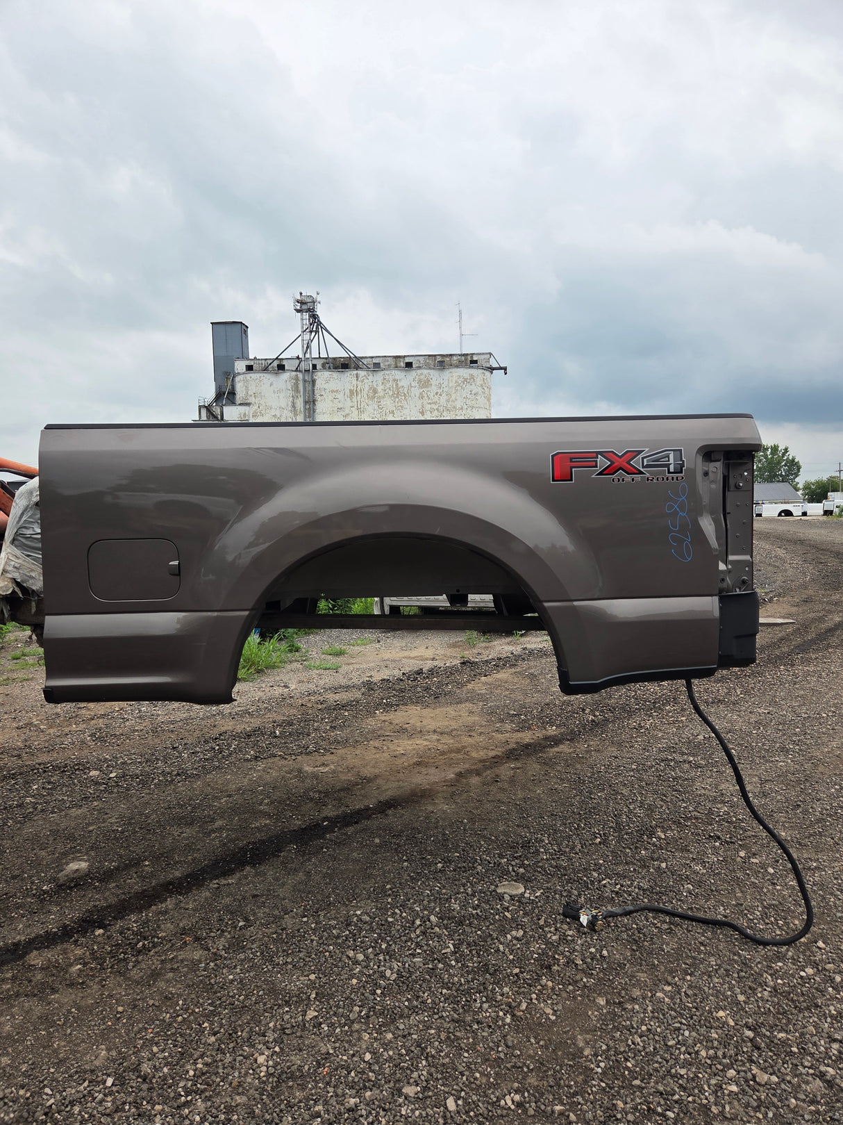 2017-2022 Ford F250 F350 Super Duty 6' 9" Short Truck Bed