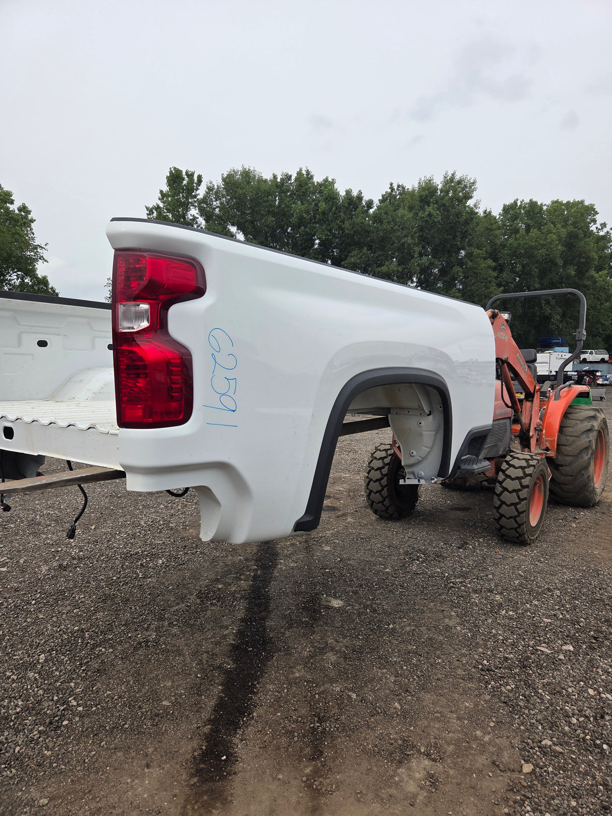 2019-2026 Chevrolet Silverado 2500 3500 HD 6' 6" Short Truck Bed