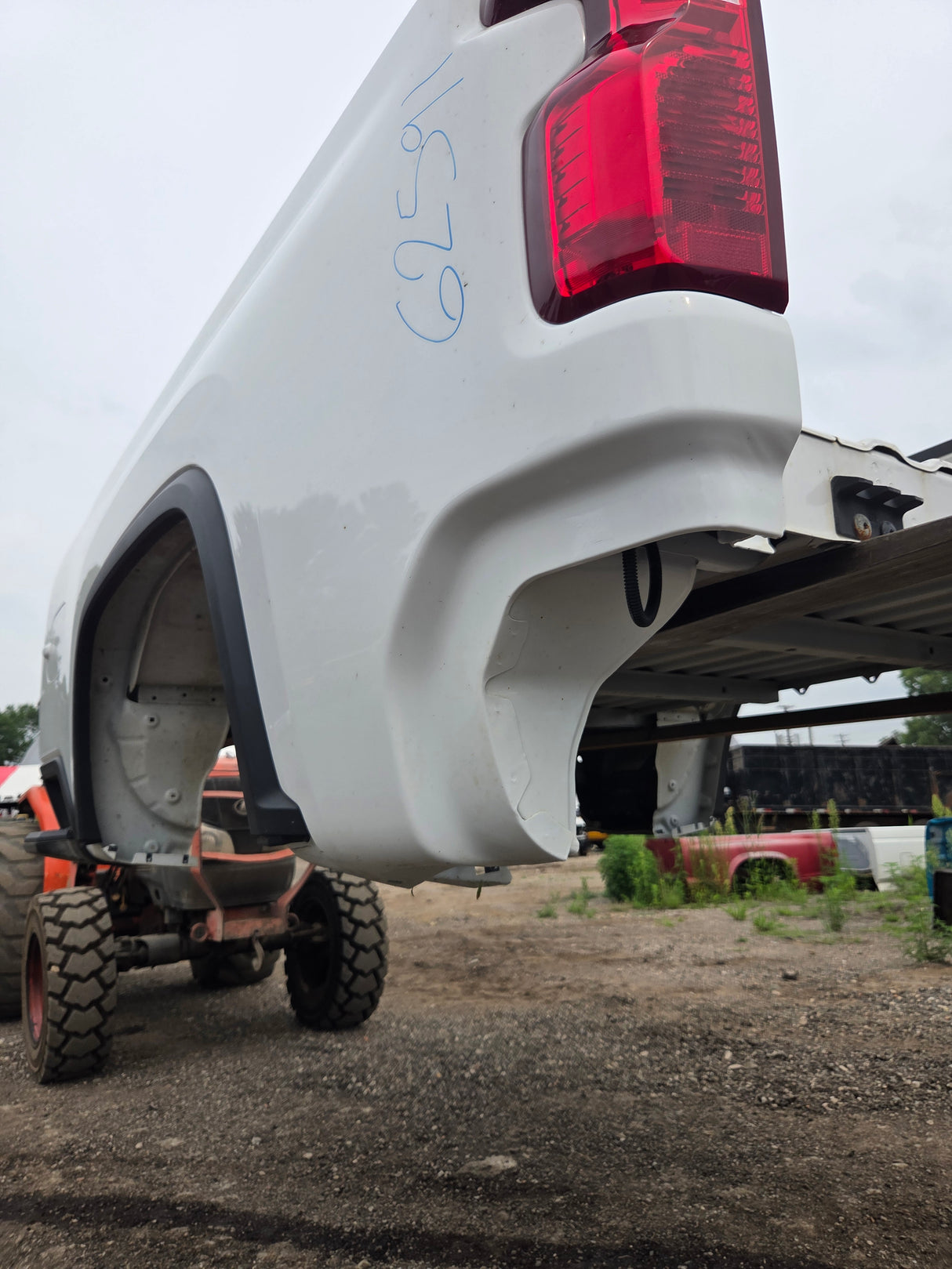2019-2026 Chevrolet Silverado 2500 3500 HD 6' 6" Short Truck Bed