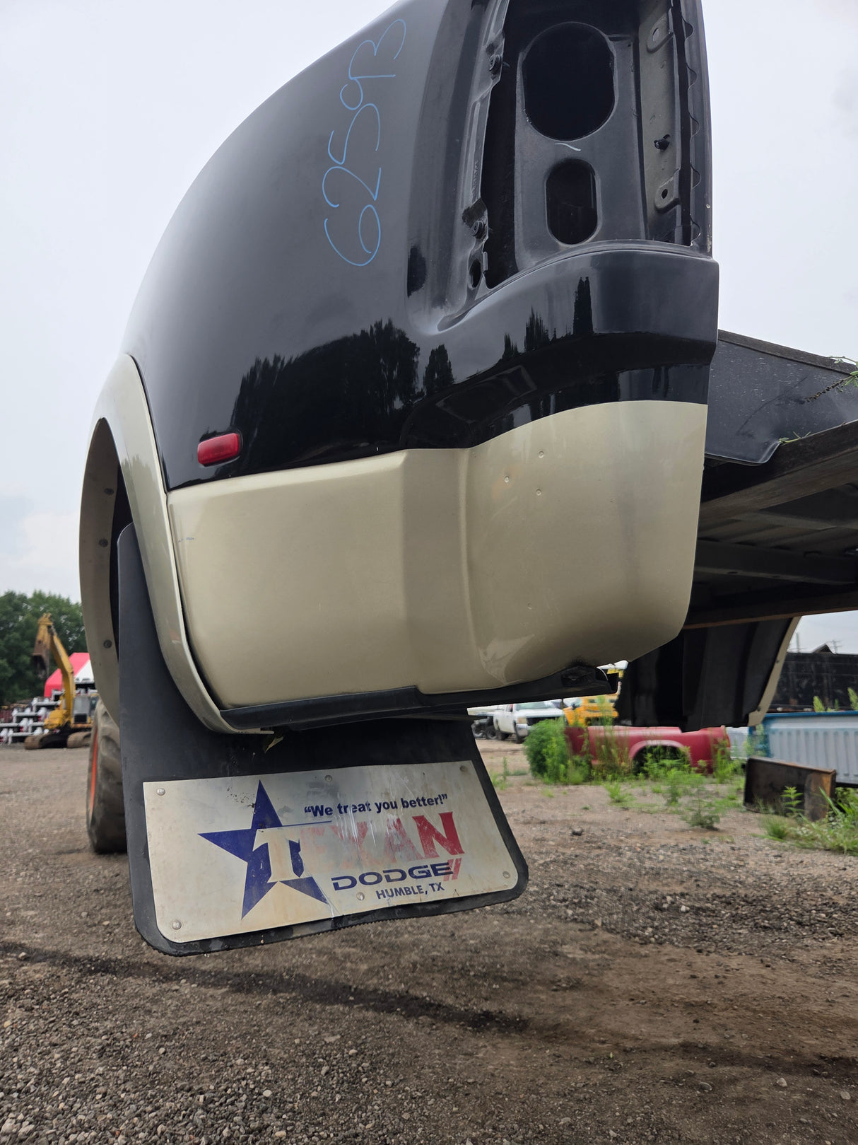 2009-2018 Dodge Ram 3500 4500 4th Gen Mega Cab Short Bed 6' 4" Dually Truck Bed *Damage