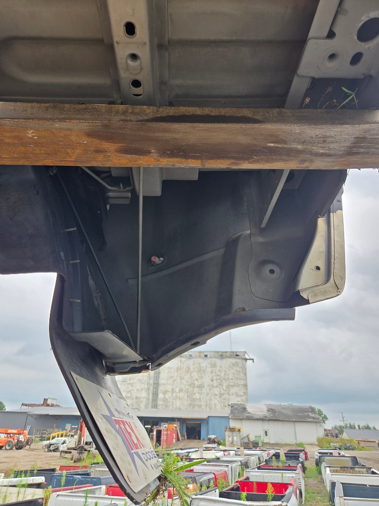 2009-2018 Dodge Ram 3500 4500 4th Gen Mega Cab Short Bed 6' 4" Dually Truck Bed *Damage