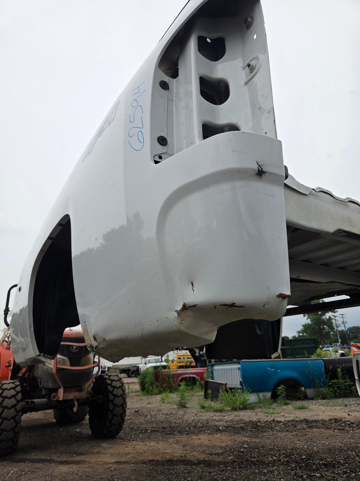 2007-2013 Chevrolet Silverado 1500 2500 3500 HD 8' Long Truck Bed