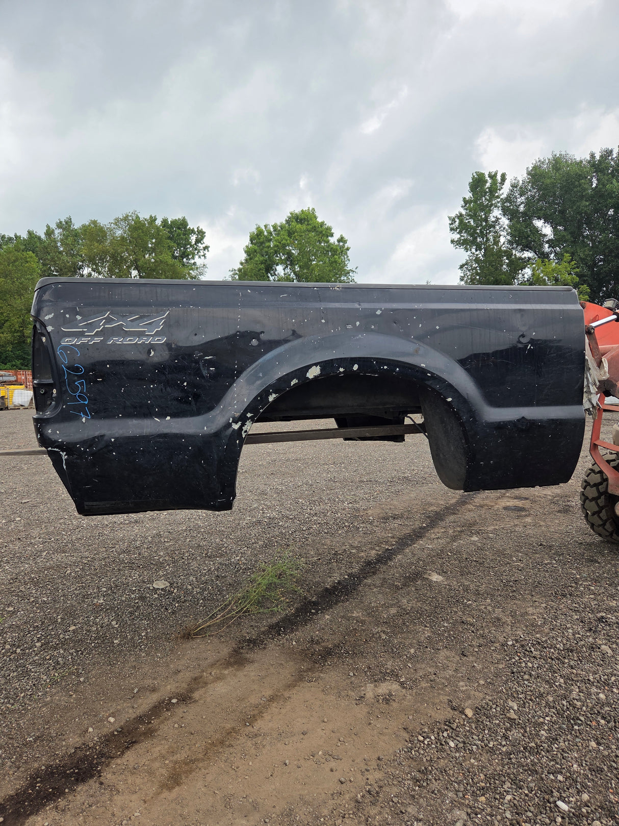 1999-2010 Ford Super Duty F250 F350 6' 9" Short Truck Bed