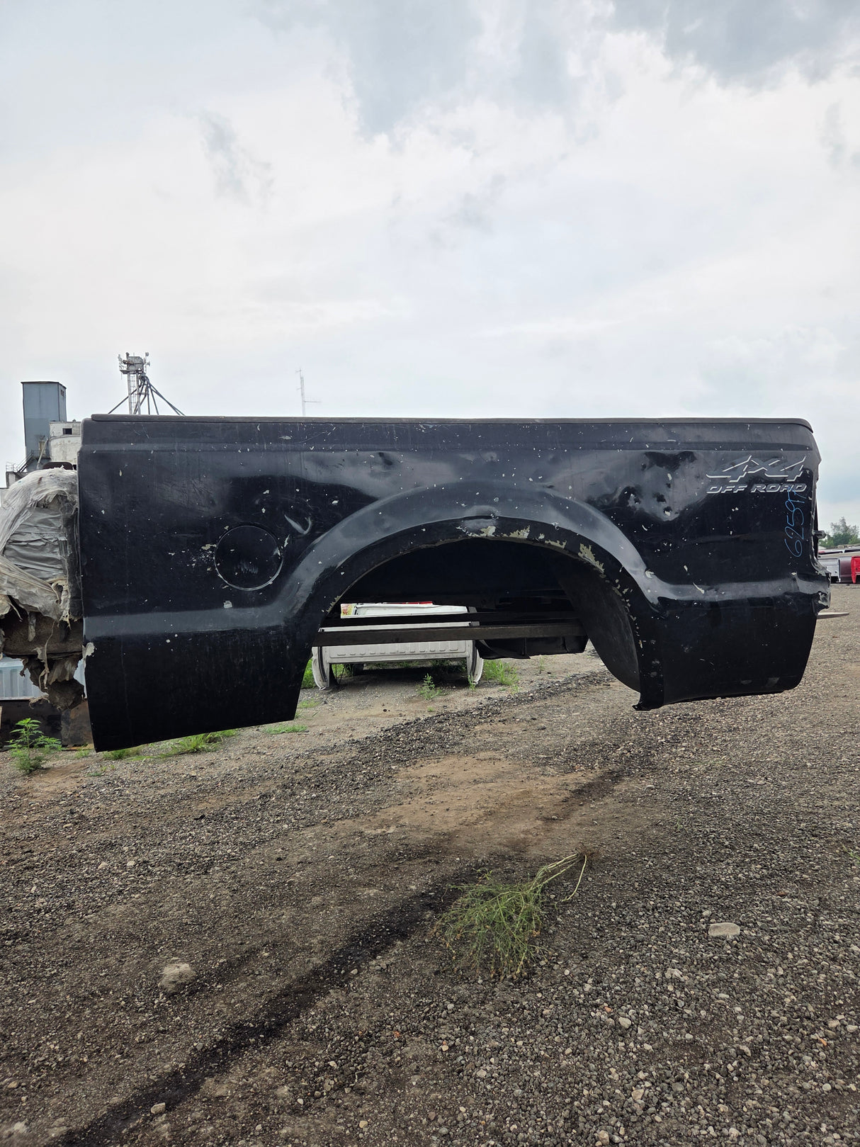 1999-2010 Ford Super Duty F250 F350 6' 9" Short Truck Bed
