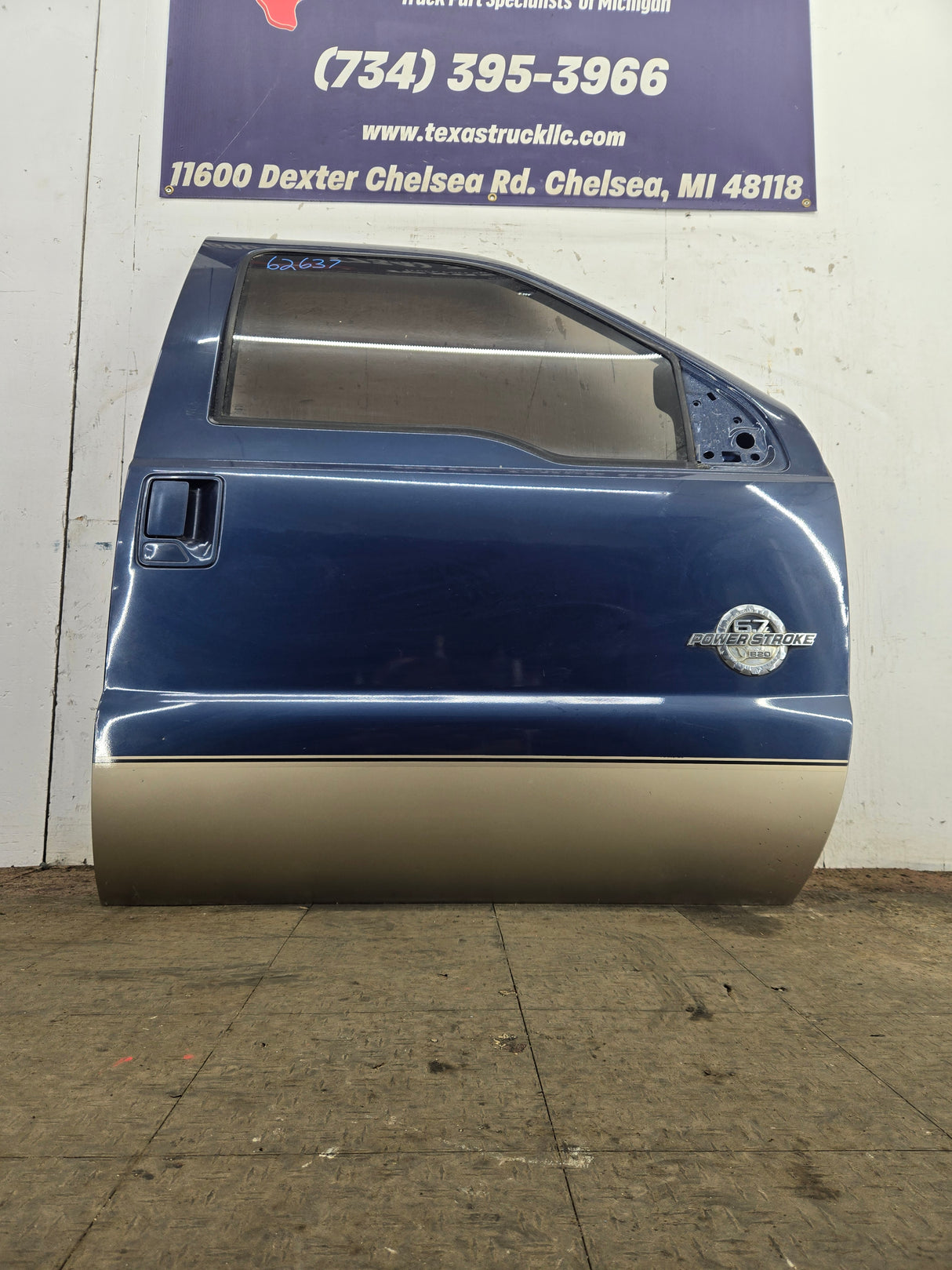 2008-2011 Ford Super Duty / Excursion Front Passenger RH Door F250 F350 F450 F550
