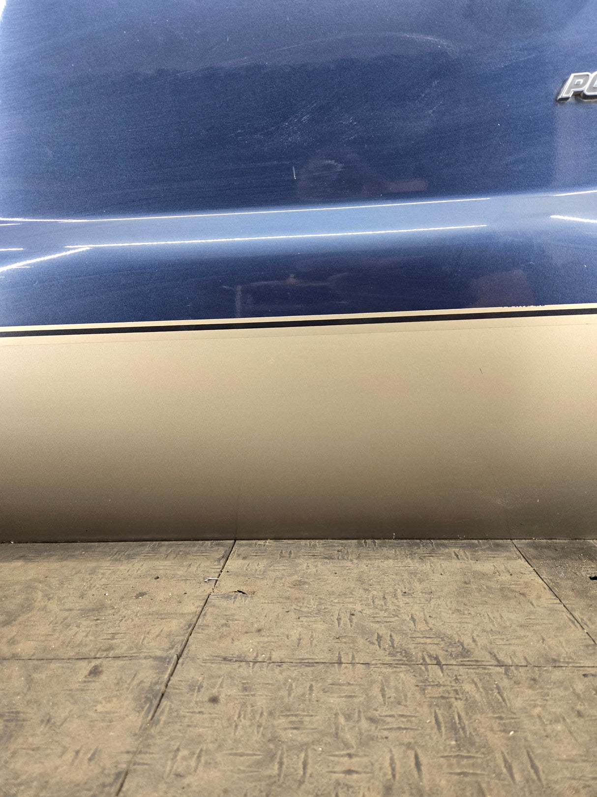 2008-2011 Ford Super Duty / Excursion Front Passenger RH Door F250 F350 F450 F550