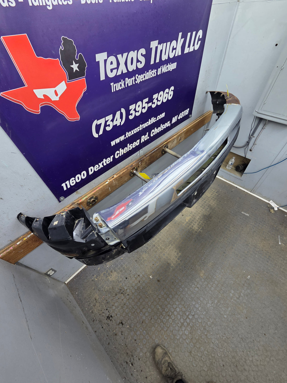 2007-2010 Chevrolet Silverado 2500 3500 HD Front Bumper
