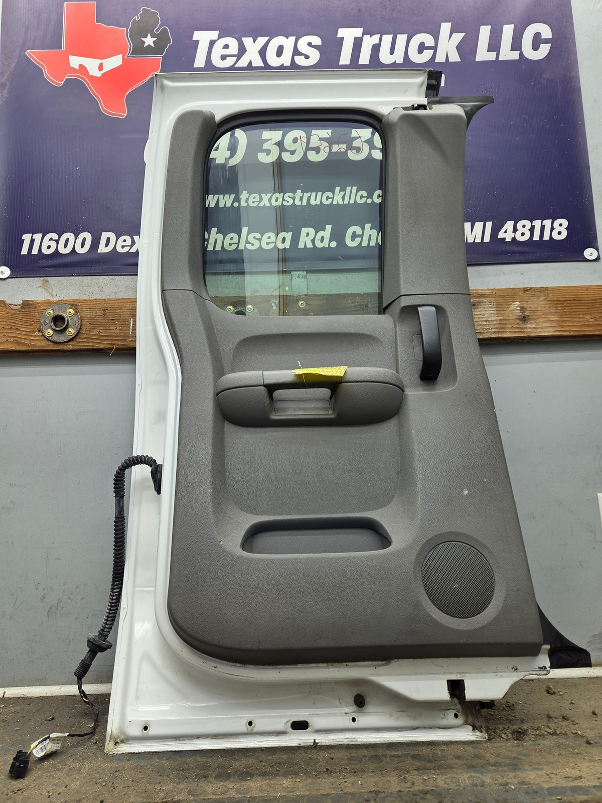 2007-2013 Chevrolet Silverado 1500 2500 3500 HD Driver Side Extended Cab LH Rear Door