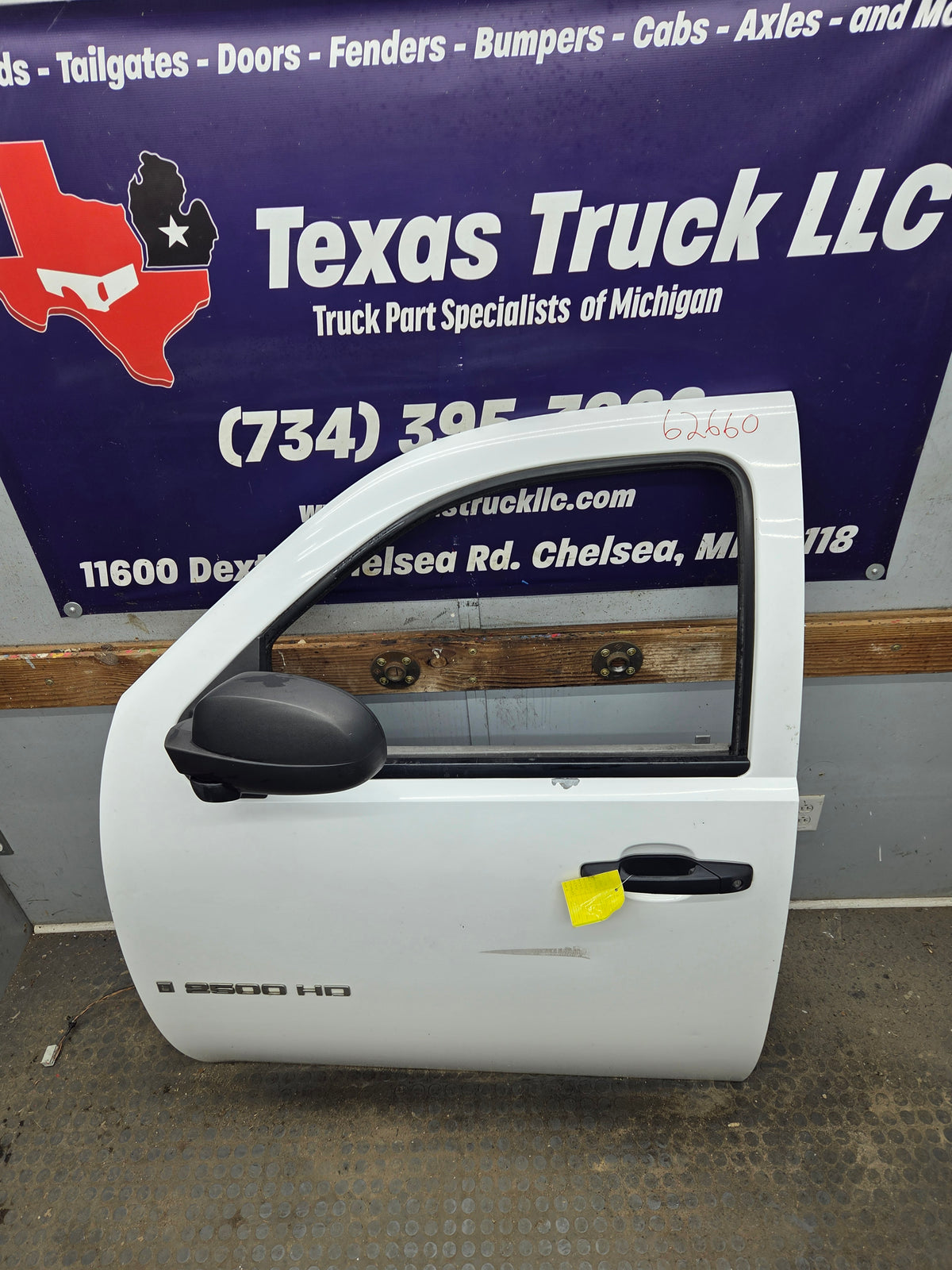 2007-2013 Chevrolet Silverado 1500 2500 3500 HD LH Front Driver Side Door