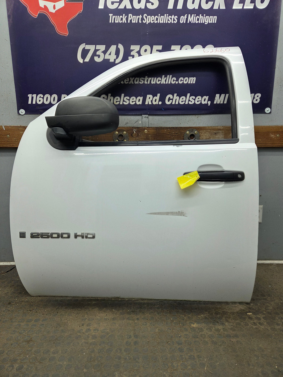 2007-2013 Chevrolet Silverado 1500 2500 3500 HD LH Front Driver Side Door