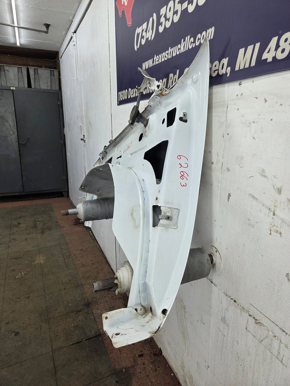 2007-2013 Chevrolet Silverado Passenger Side Front RH Fender 1500 2500 3500 HD