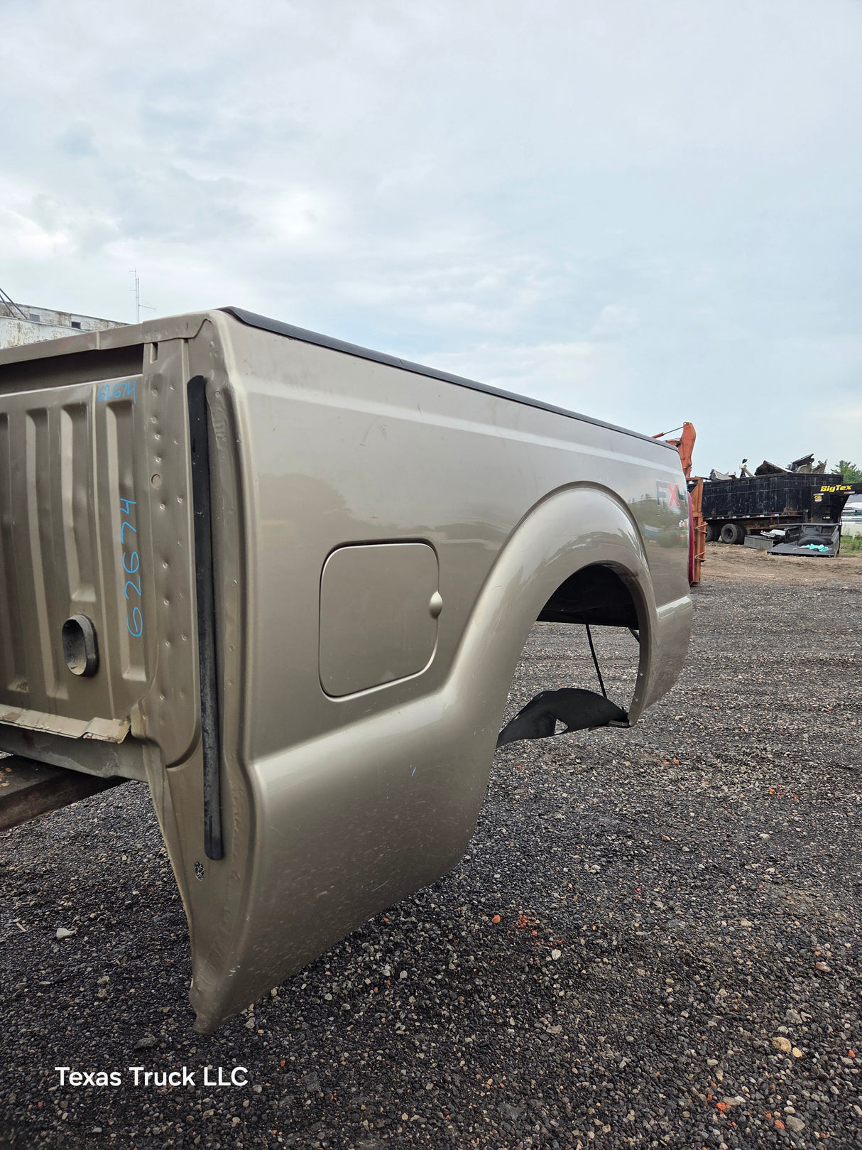 2011-2016 Ford F250 F350 Super Duty 6' 9" Short Truck Bed