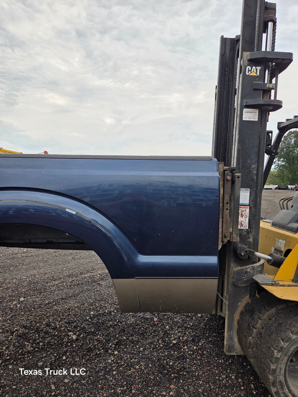 2011-2016 Ford F250 F350 Super Duty 6' 9" Short Truck Bed