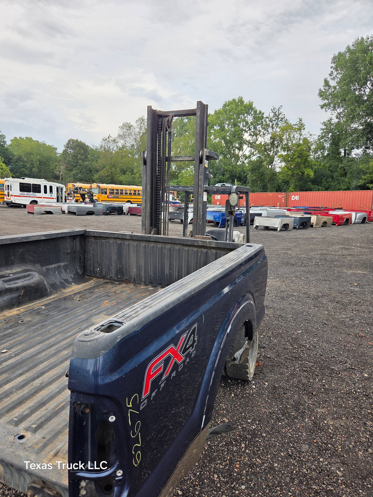 2011-2016 Ford F250 F350 Super Duty 6' 9" Short Truck Bed