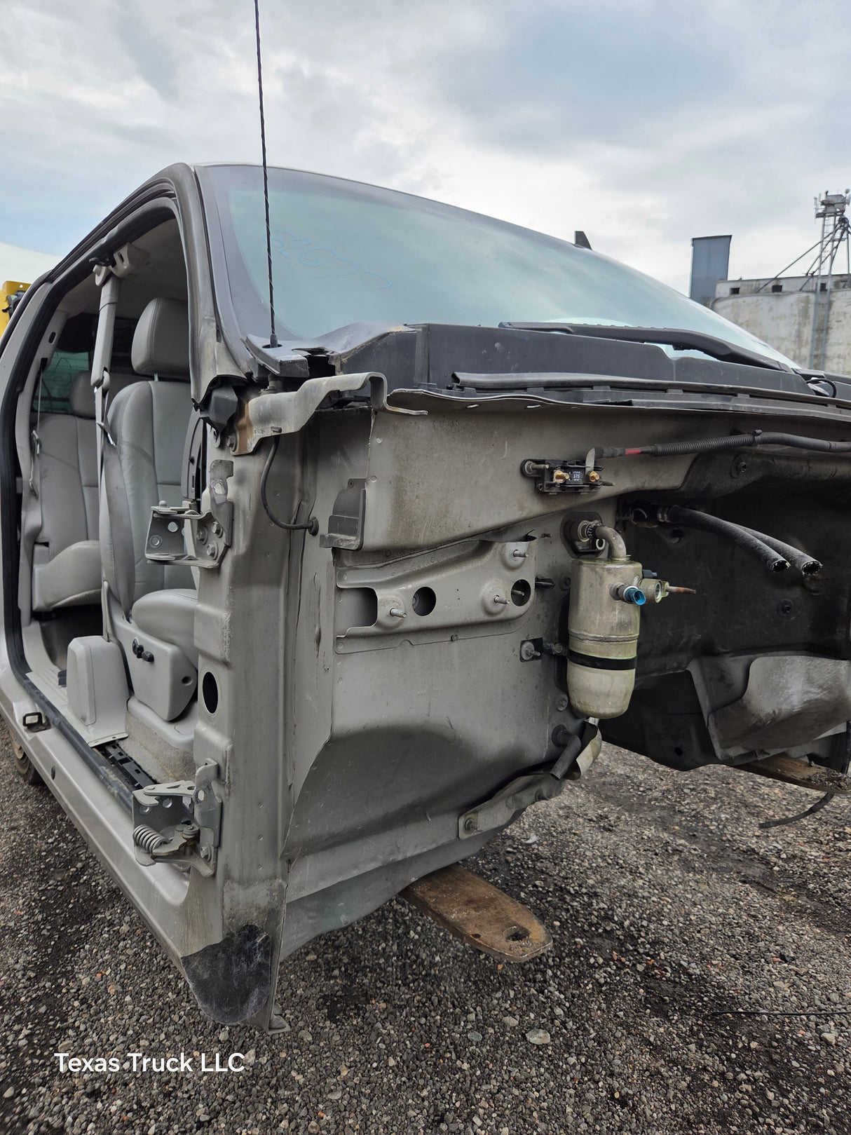 2007-2013 Chevrolet Silverado / GMC Sierra 1500 2500 3500 HD Extended Cab - Fine Silver Birch Metallic