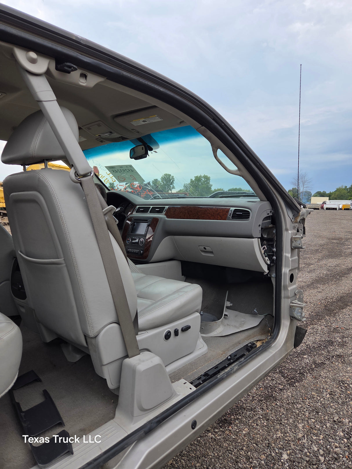 2007-2013 Chevrolet Silverado / GMC Sierra 1500 2500 3500 HD Extended Cab - Fine Silver Birch Metallic