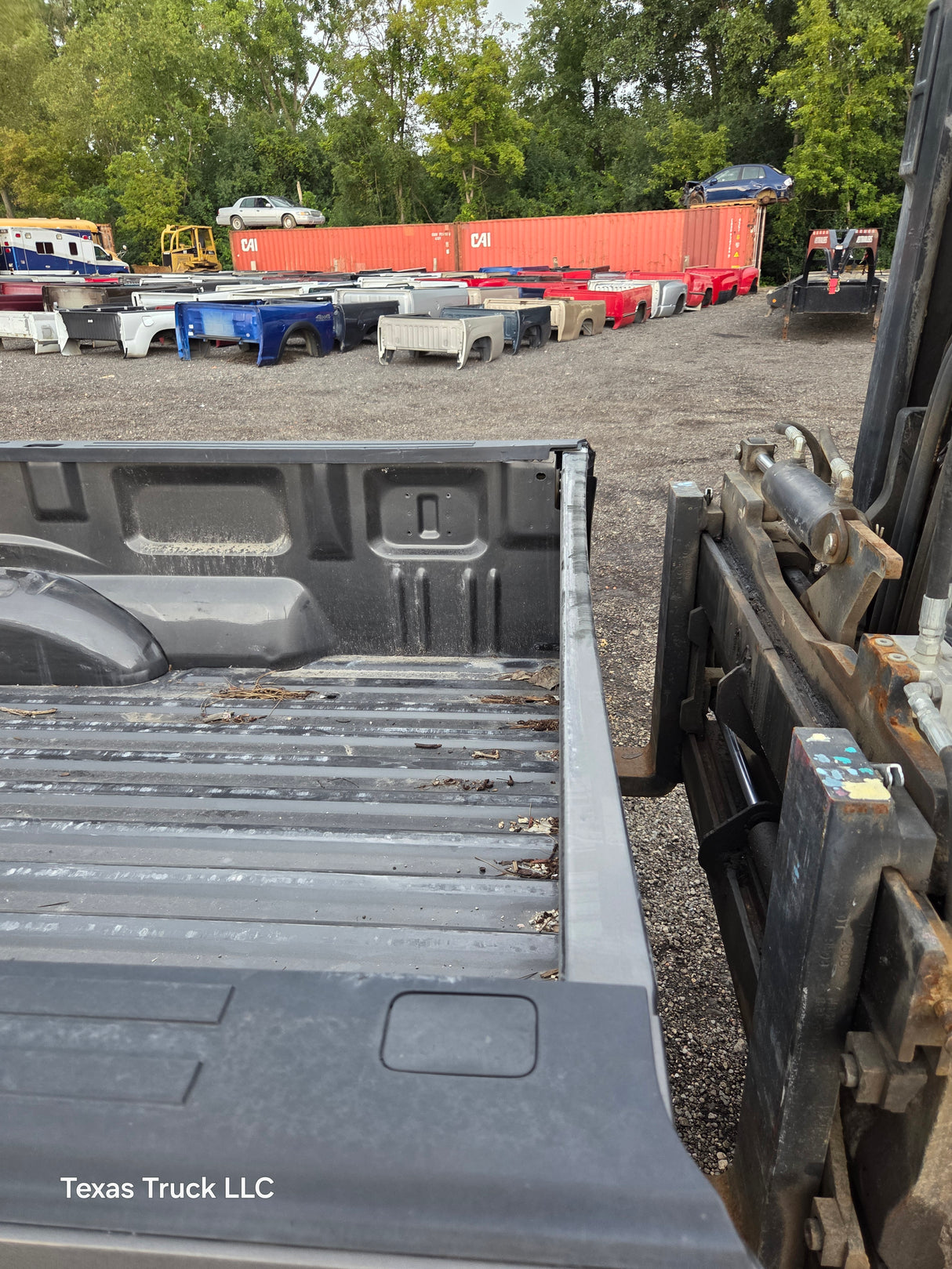 2015-2020 Ford F150 8' Long Bed Without Wheel Lip Molding - Magnetic Grey *Damage