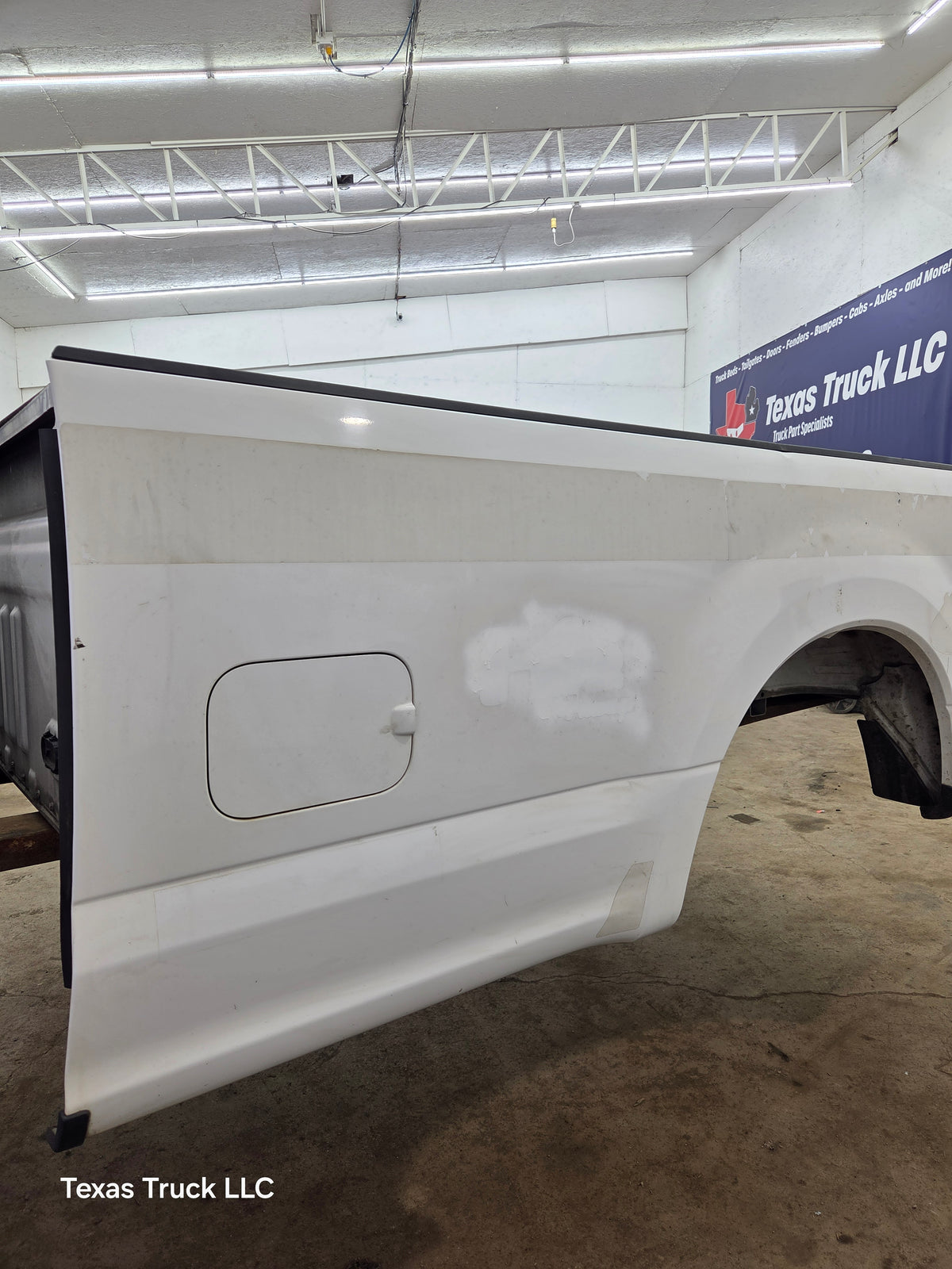 2017-2022 Ford F250 F350 Super Duty 8' Long Truck Bed - Oxford White
