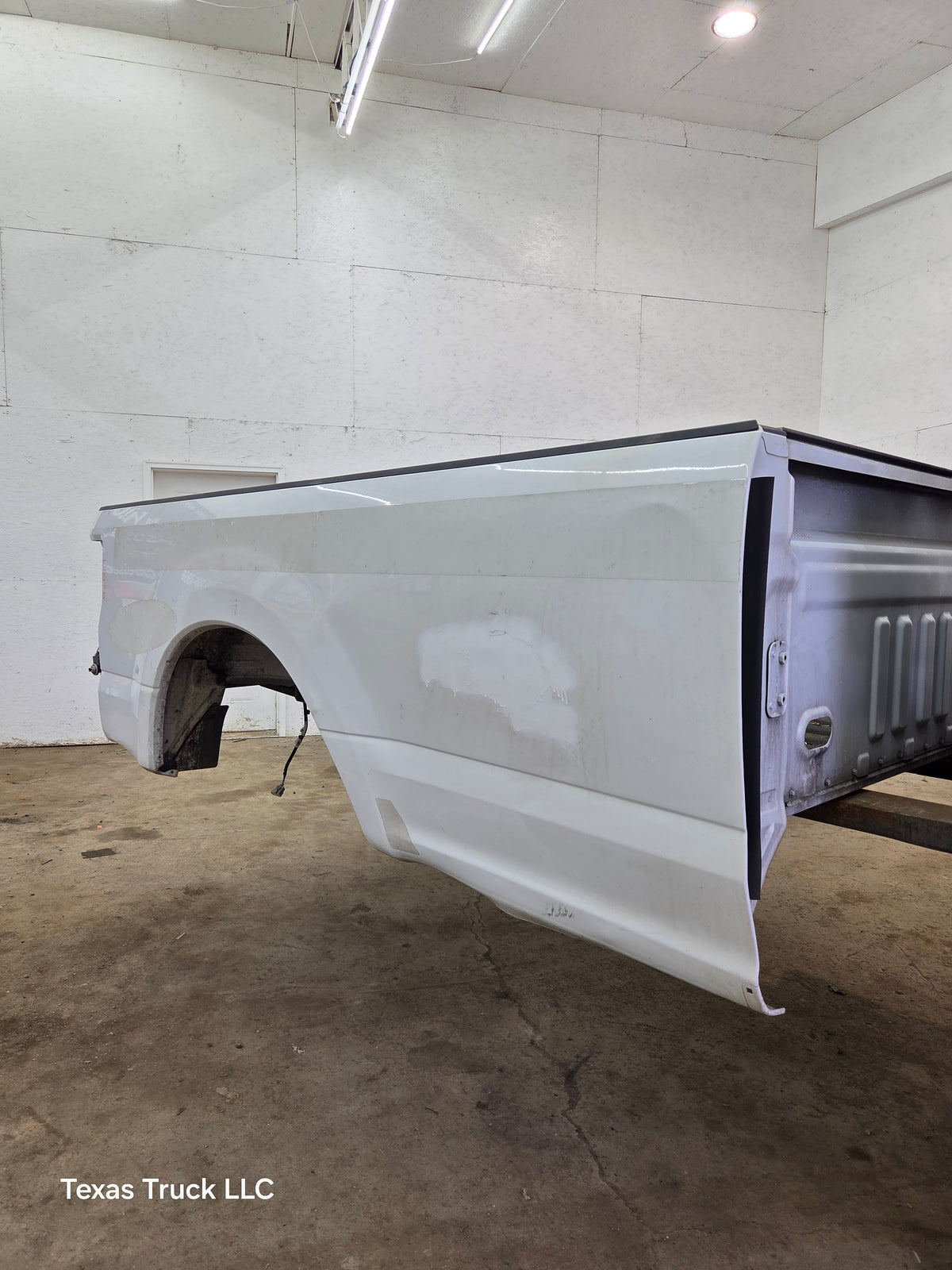 2017-2022 Ford F250 F350 Super Duty 8' Long Truck Bed - Oxford White