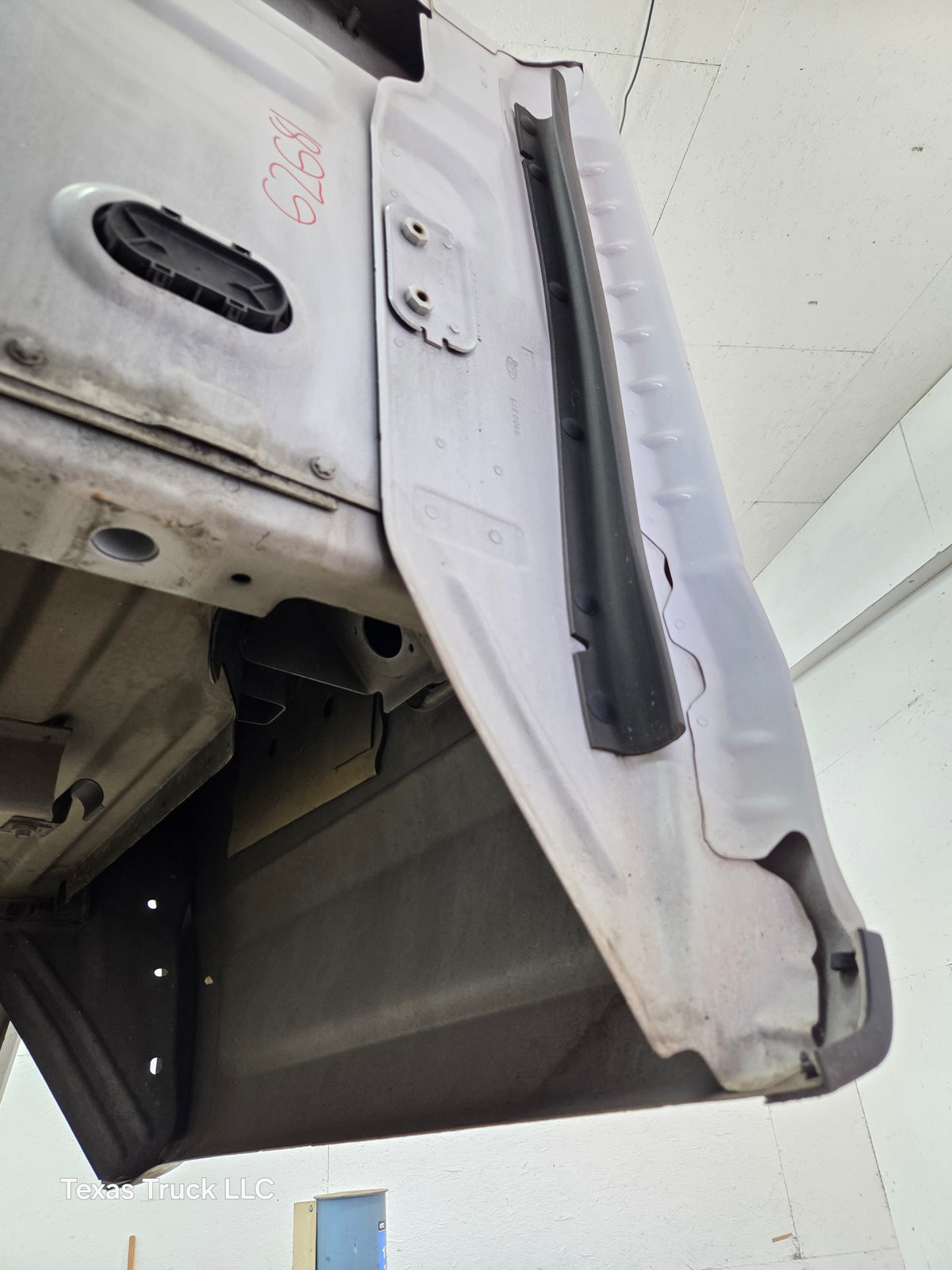 2017-2022 Ford F250 F350 Super Duty 8' Long Truck Bed - Oxford White