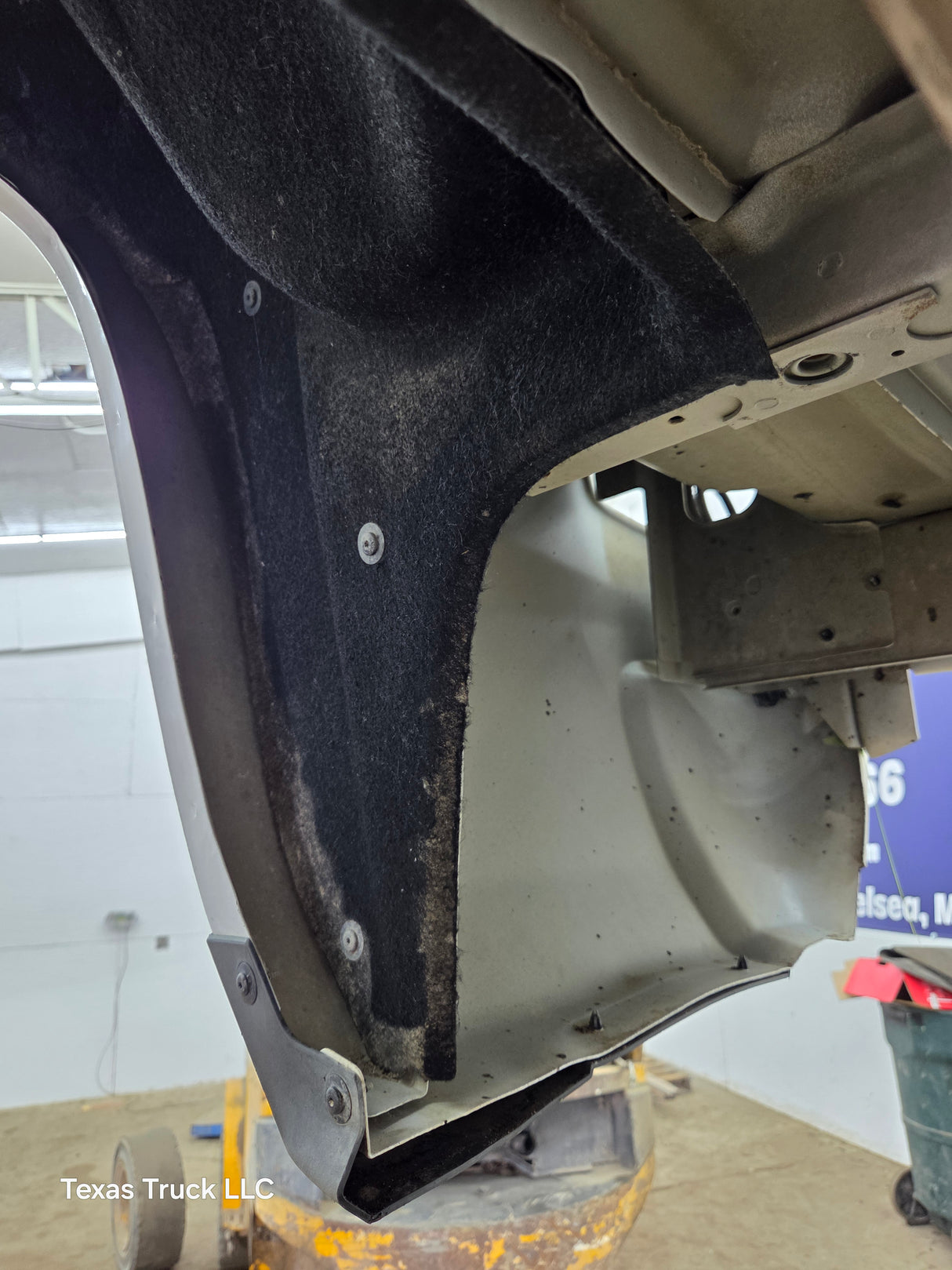 2014-2019 Chevrolet Silverado 1500 2500 3500 HD 6' 6" Short Bed
