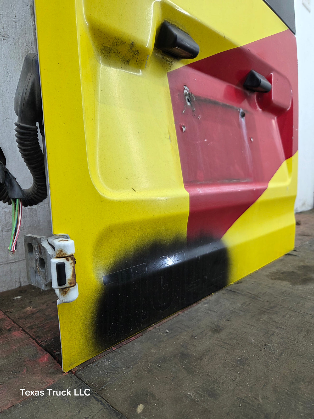 2010-2013 Ford Transit Connect Driver Side Rear Door LH
