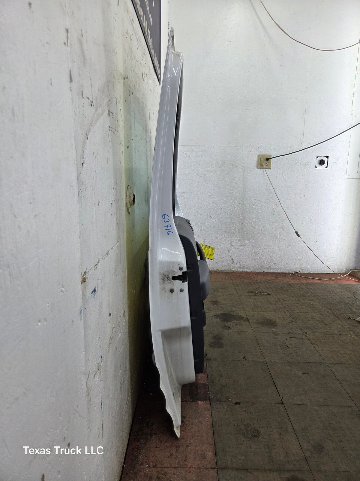 2010-2013 Ford Transit Connect Driver Side Front Door LH