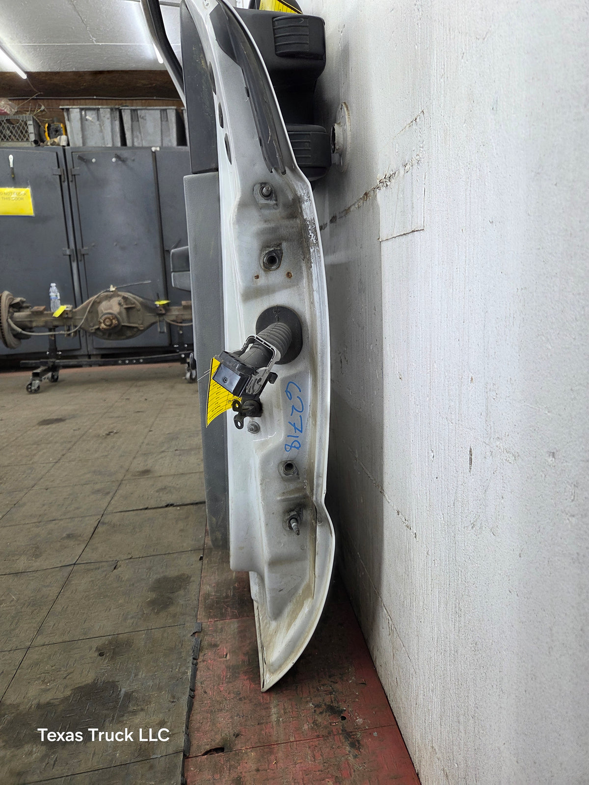 2012-2016 Ford Super Duty LH Driver Side Front Door F250 F350 F450 F550