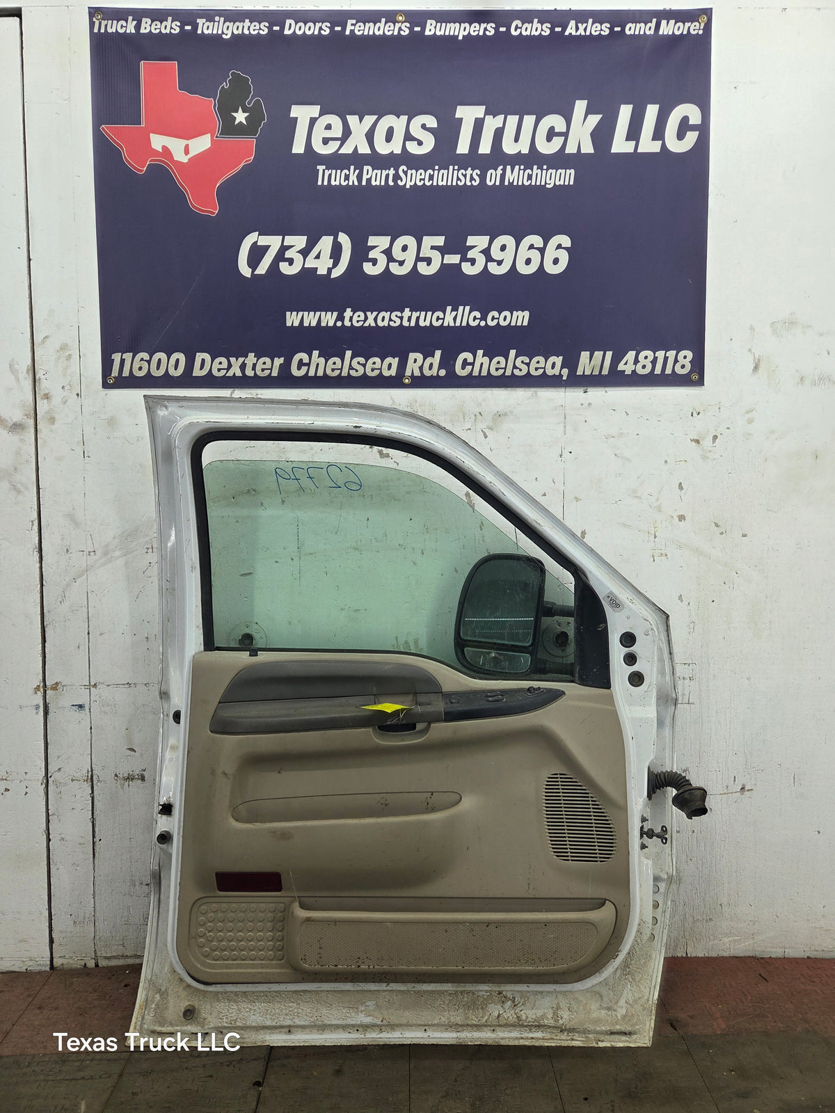 1999-2007 Ford Super Duty LH Driver Side Front Door F250 F350 F450 F550