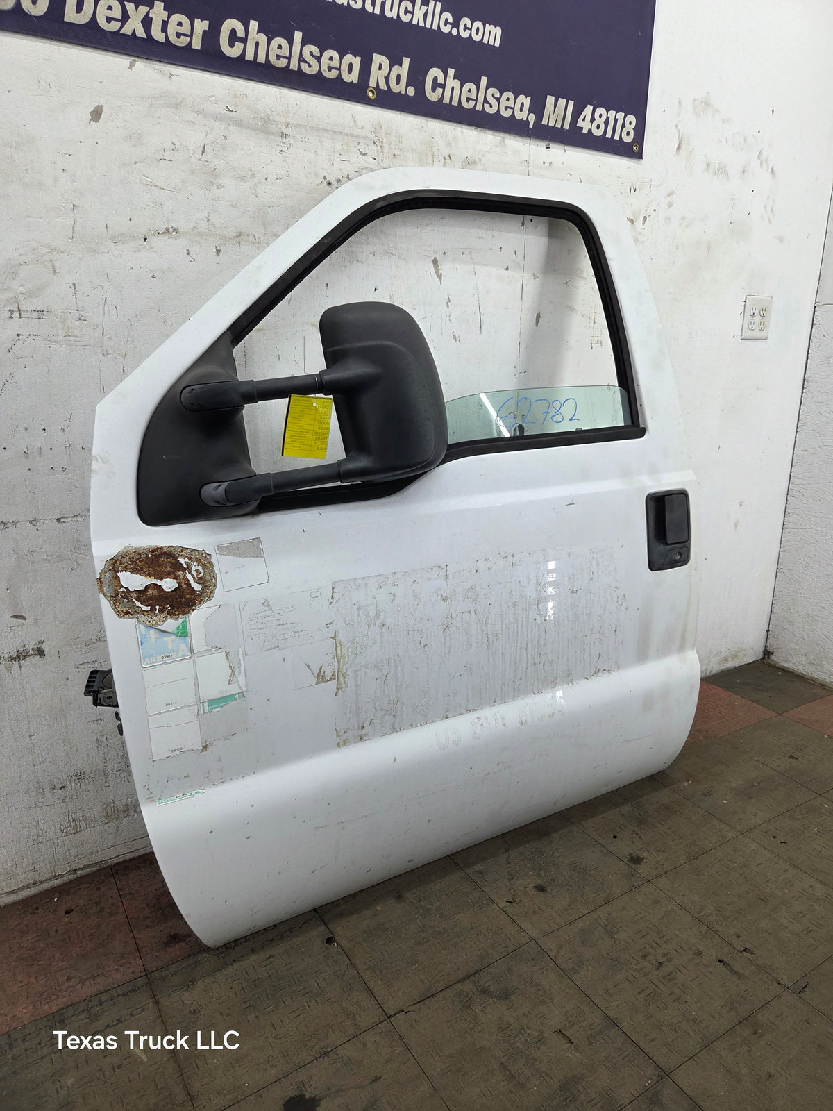 1999-2007 Ford Super Duty LH Driver Side Front Door F250 F350 F450 F550