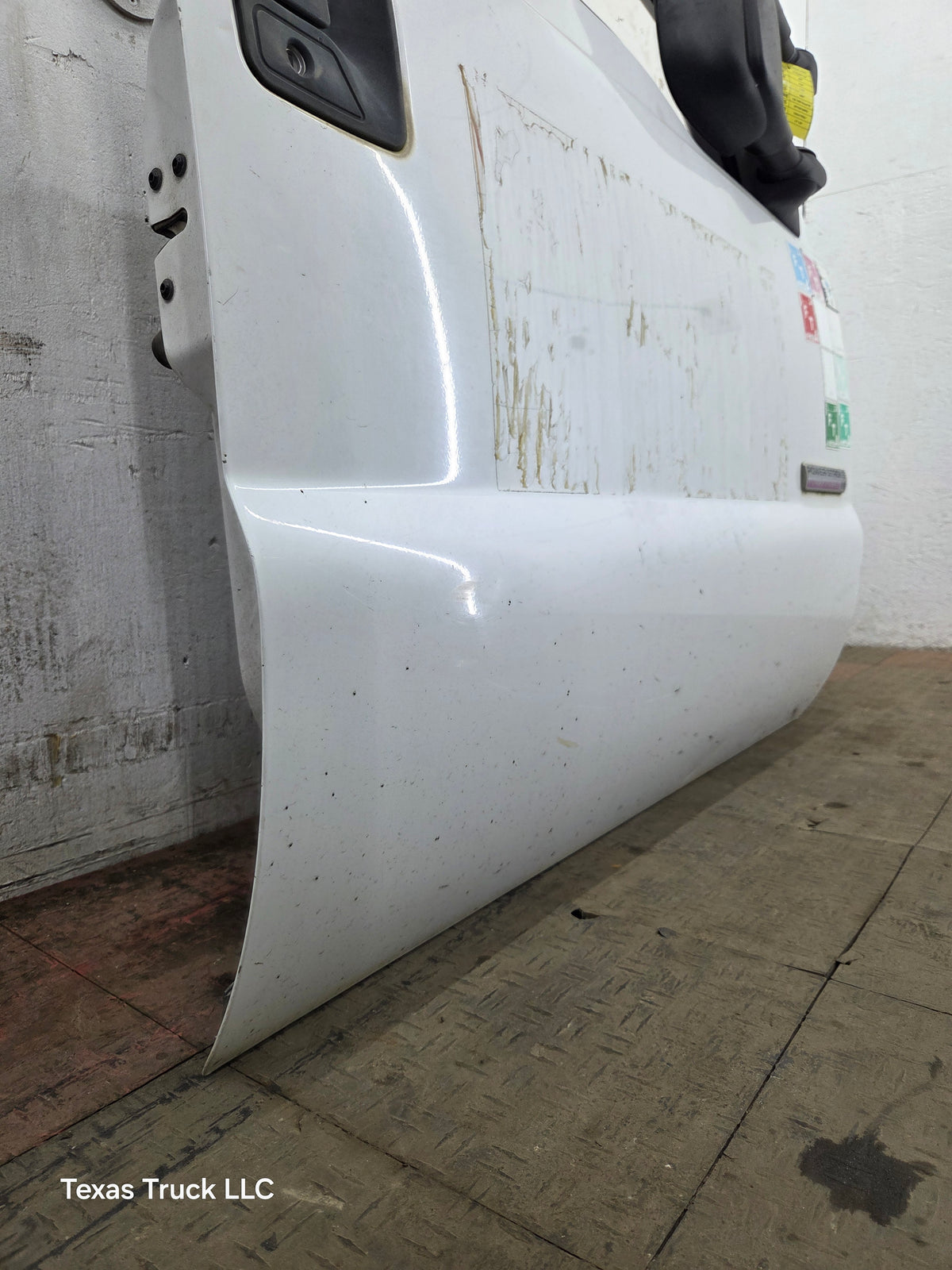 1999-2007 Ford Super Duty RH Passenger Side Front Door F250 F350 F450 F550