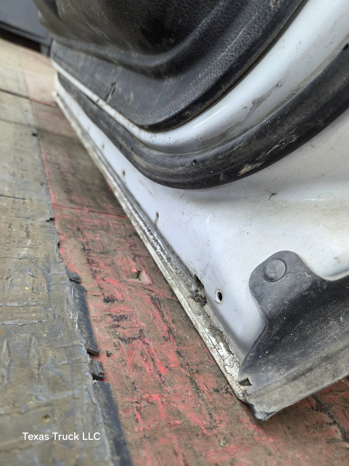 2009-2018 Dodge Ram 4th Gen Driver Side Front Crew Cab Door 1500 2500 3500 4500 5500
